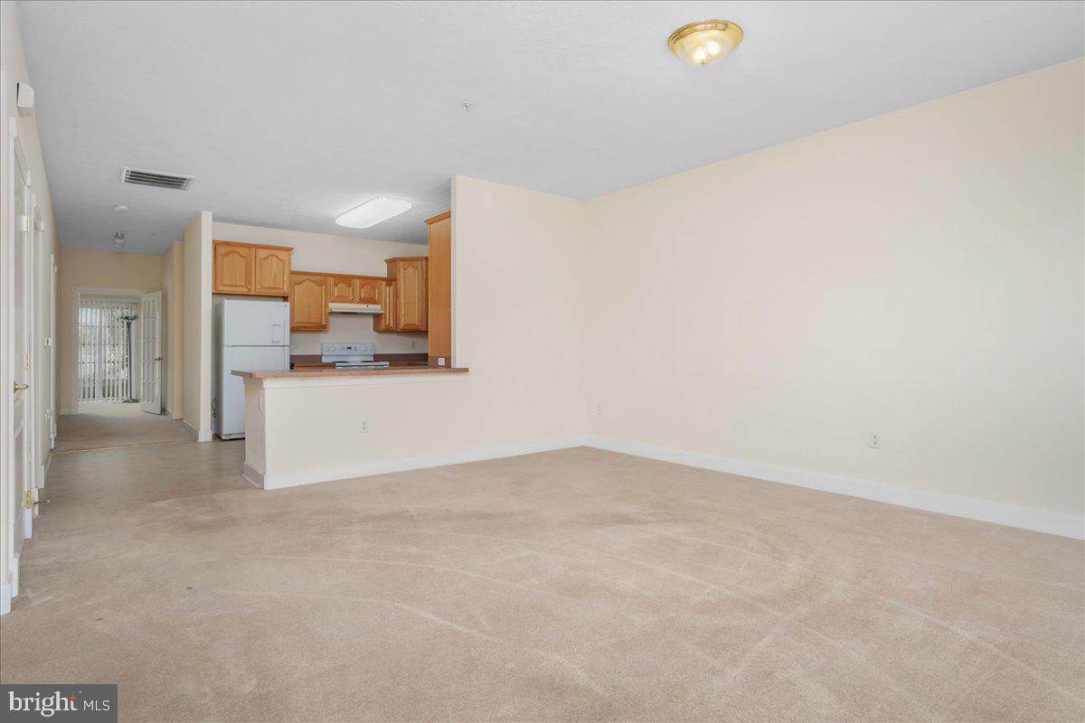 CORTLAND MANOR - Residential