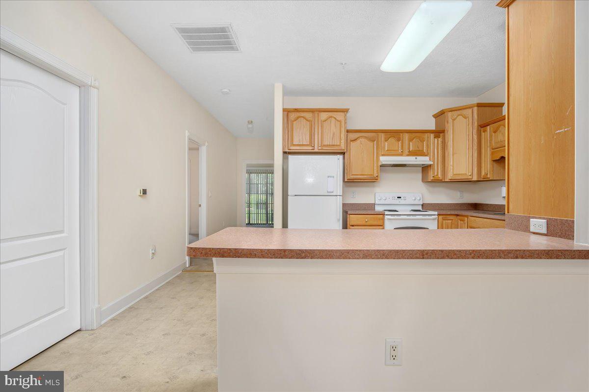 CORTLAND MANOR - Residential