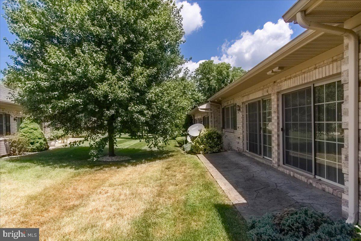 CORTLAND MANOR - Residential