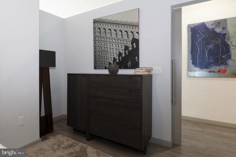 WASHINGTON SQ - Residential Lease