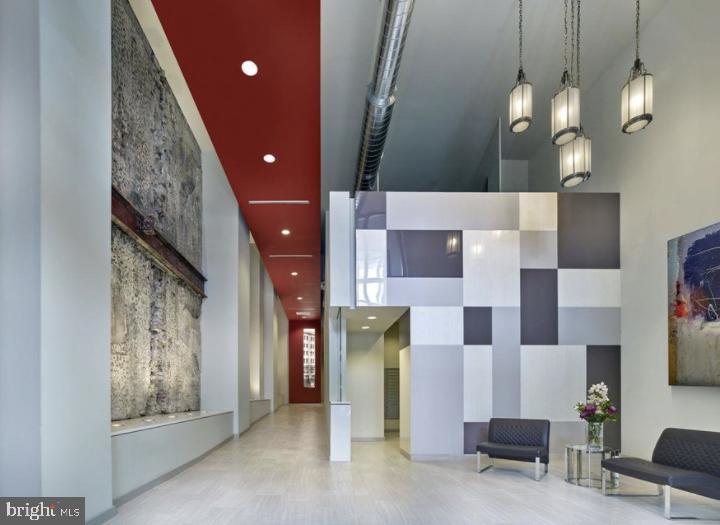 WASHINGTON SQ - Residential Lease