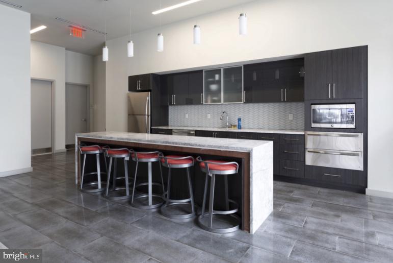 WASHINGTON SQ - Residential Lease