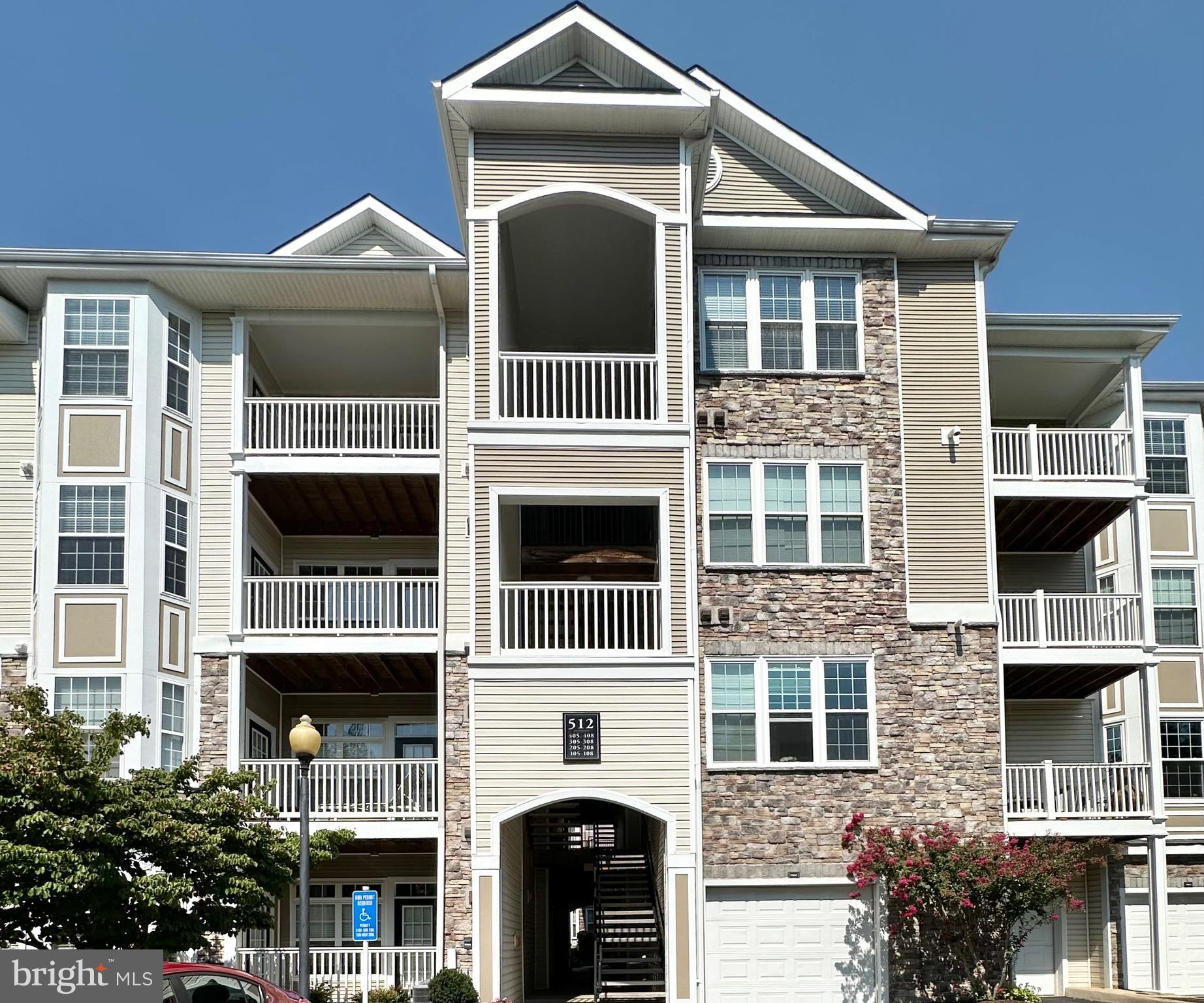 WESTCHESTER AT STRATFORD - Residential Lease