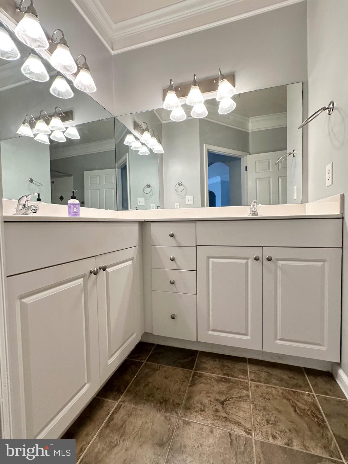 WESTCHESTER AT STRATFORD - Residential Lease