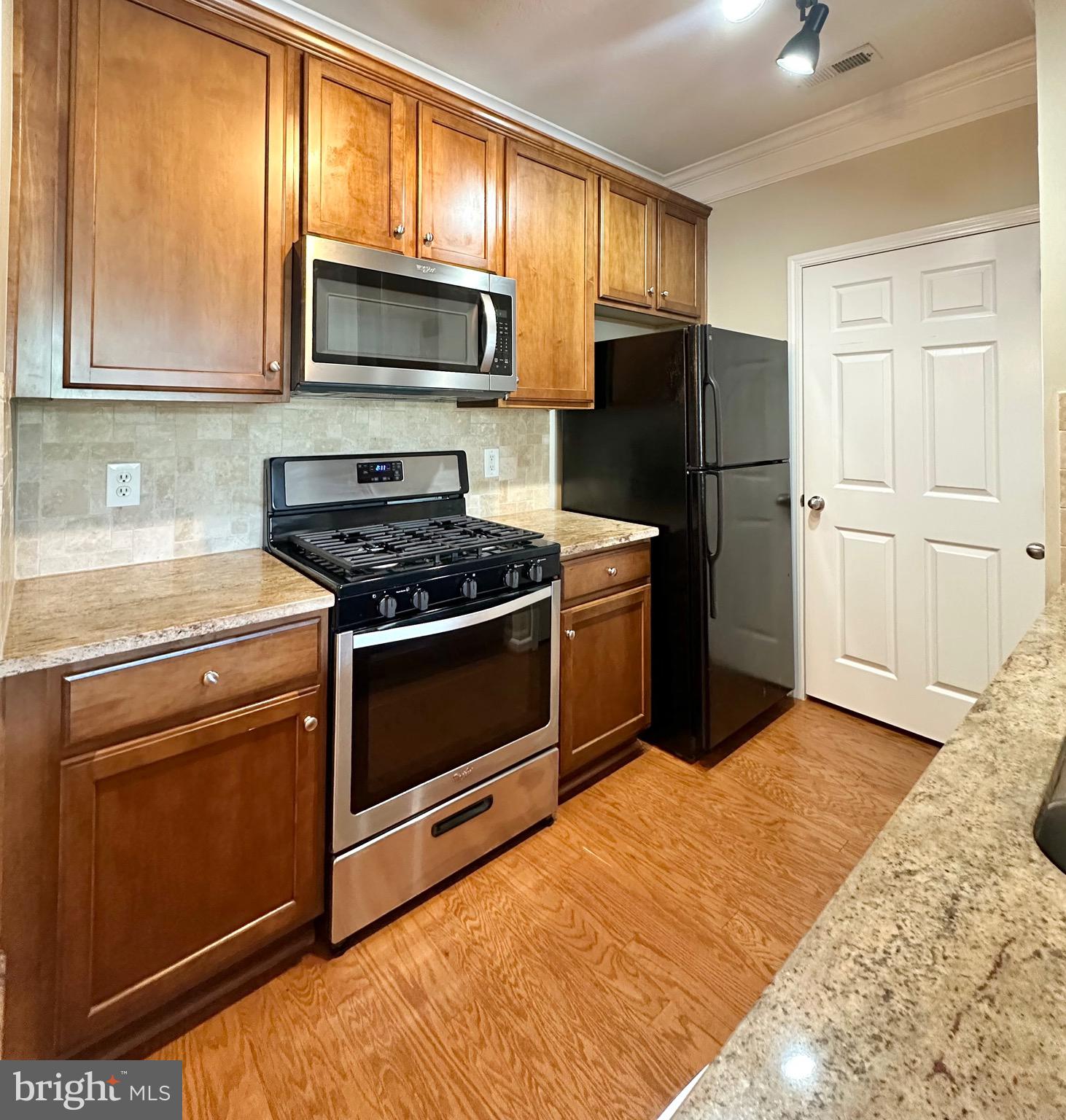 WESTCHESTER AT STRATFORD - Residential Lease