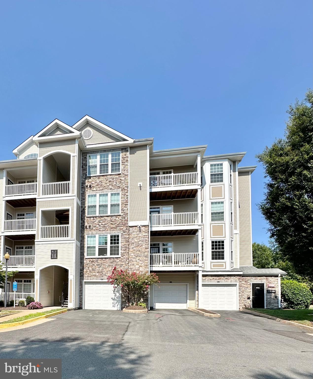 WESTCHESTER AT STRATFORD - Residential Lease