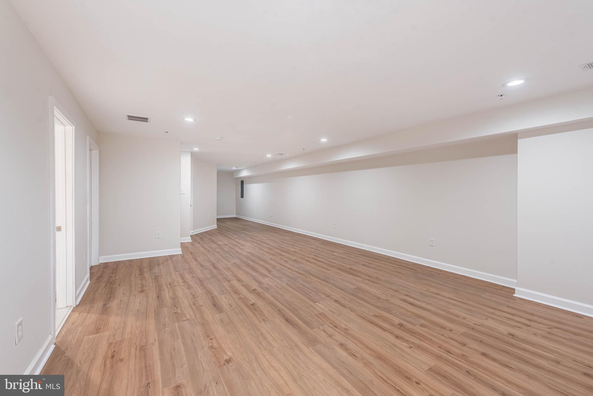 PARKVILLE - Residential