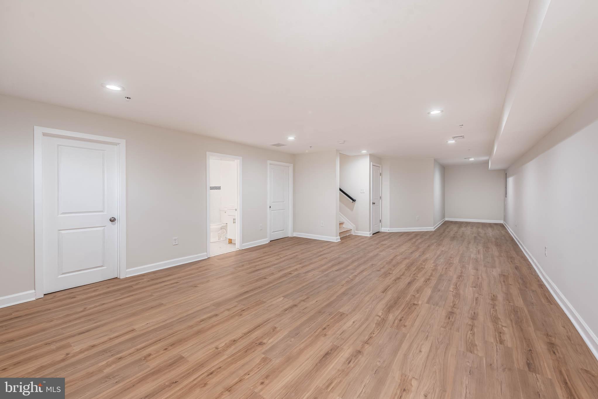 PARKVILLE - Residential