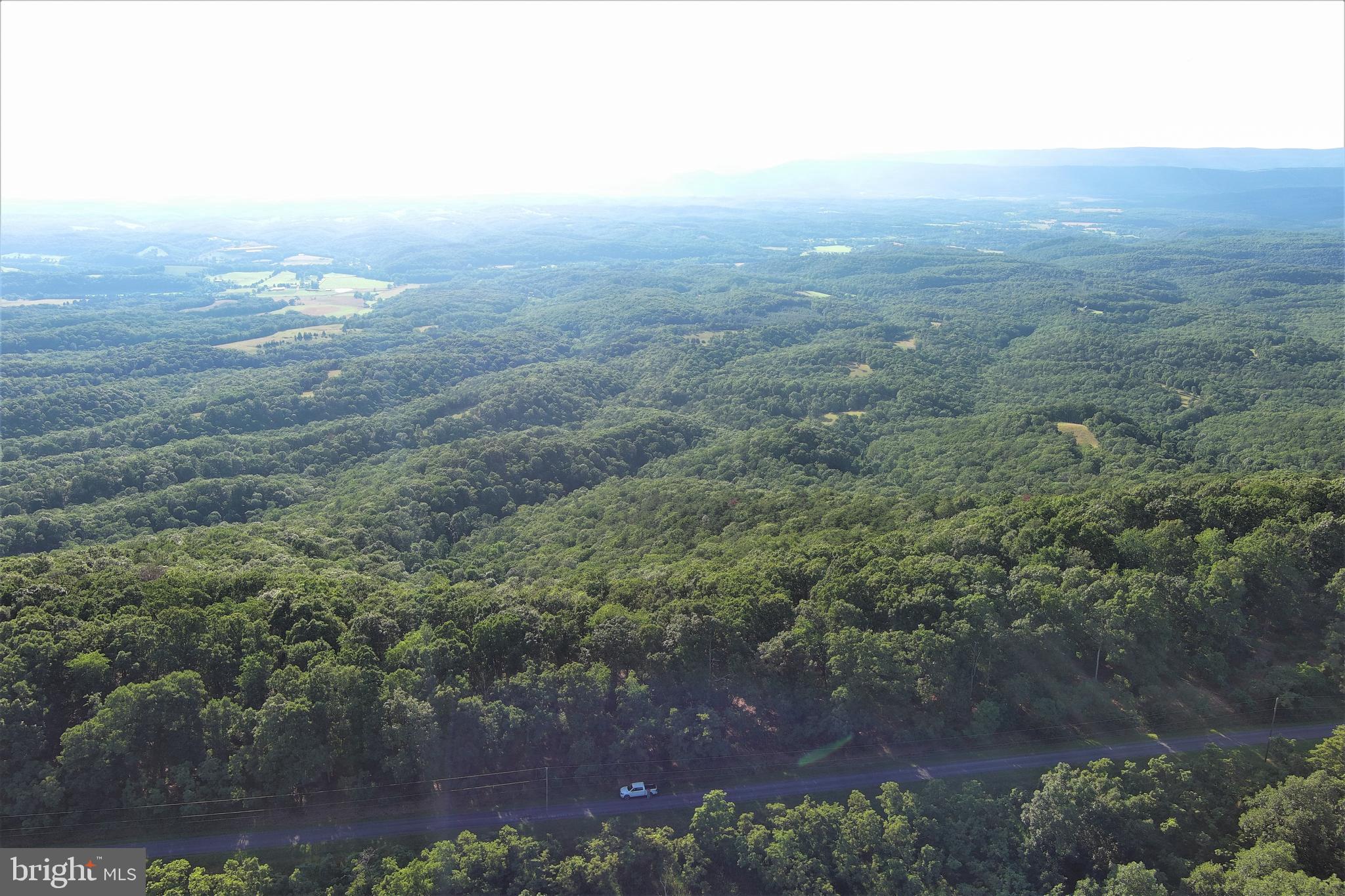 BLUFFS ON THE POTOMAC - Land