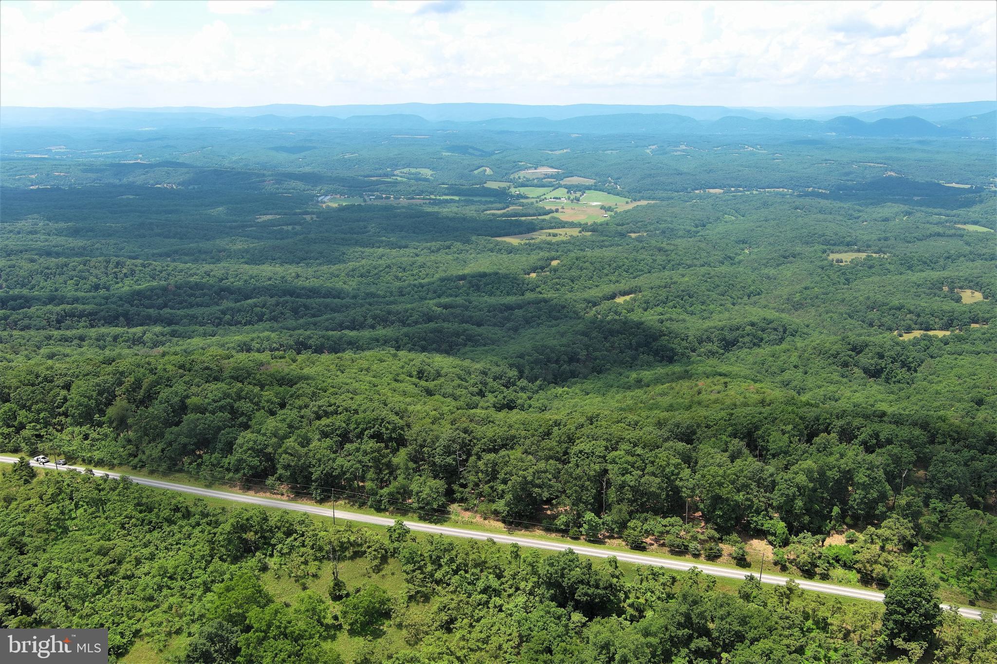BLUFFS ON THE POTOMAC - Land