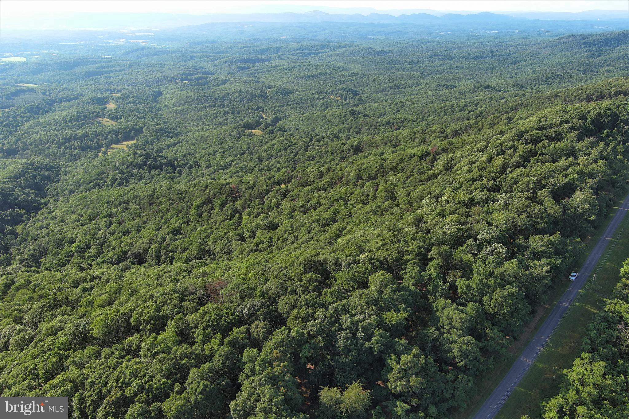 BLUFFS ON THE POTOMAC - Land