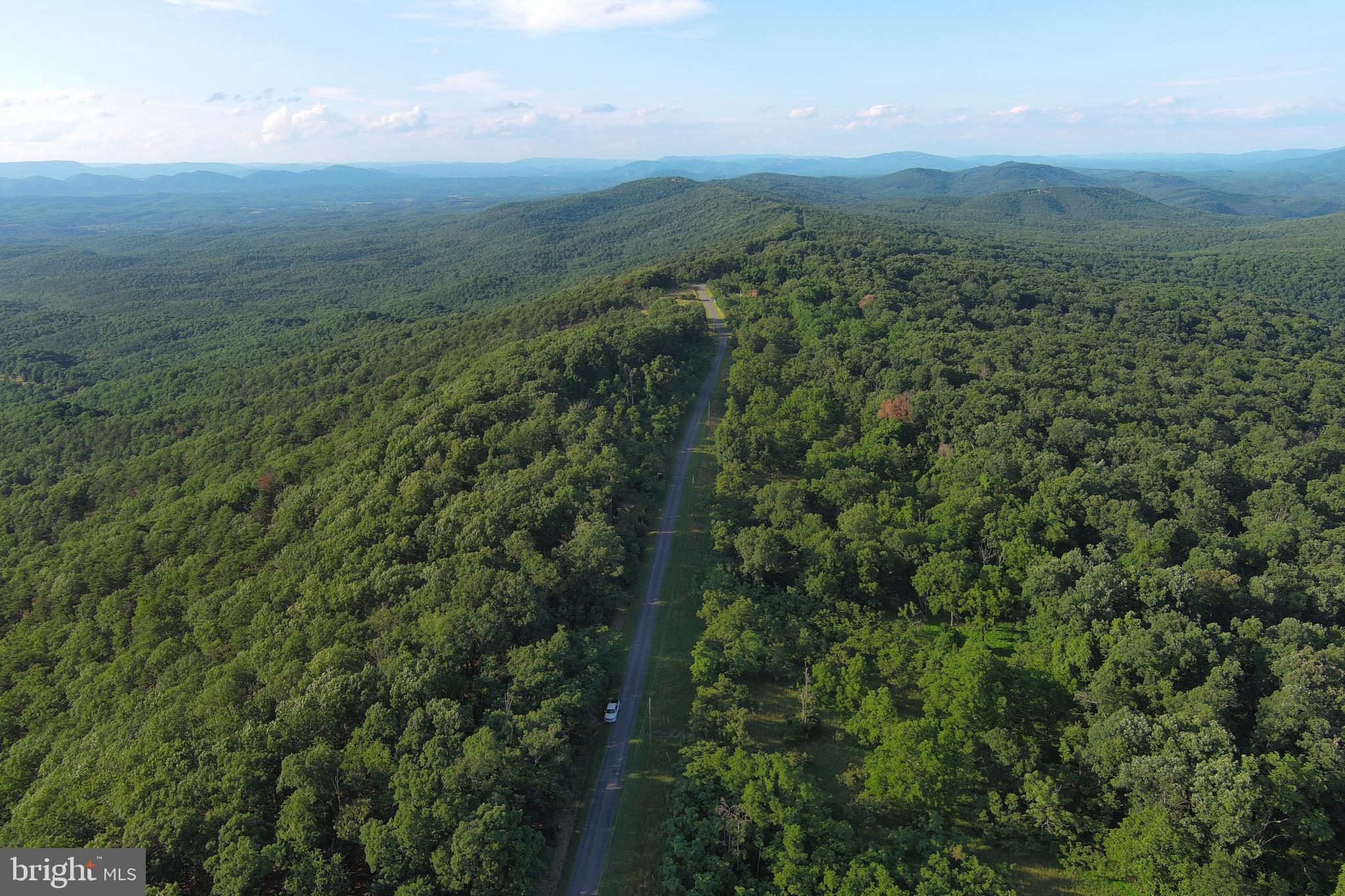 BLUFFS ON THE POTOMAC - Land