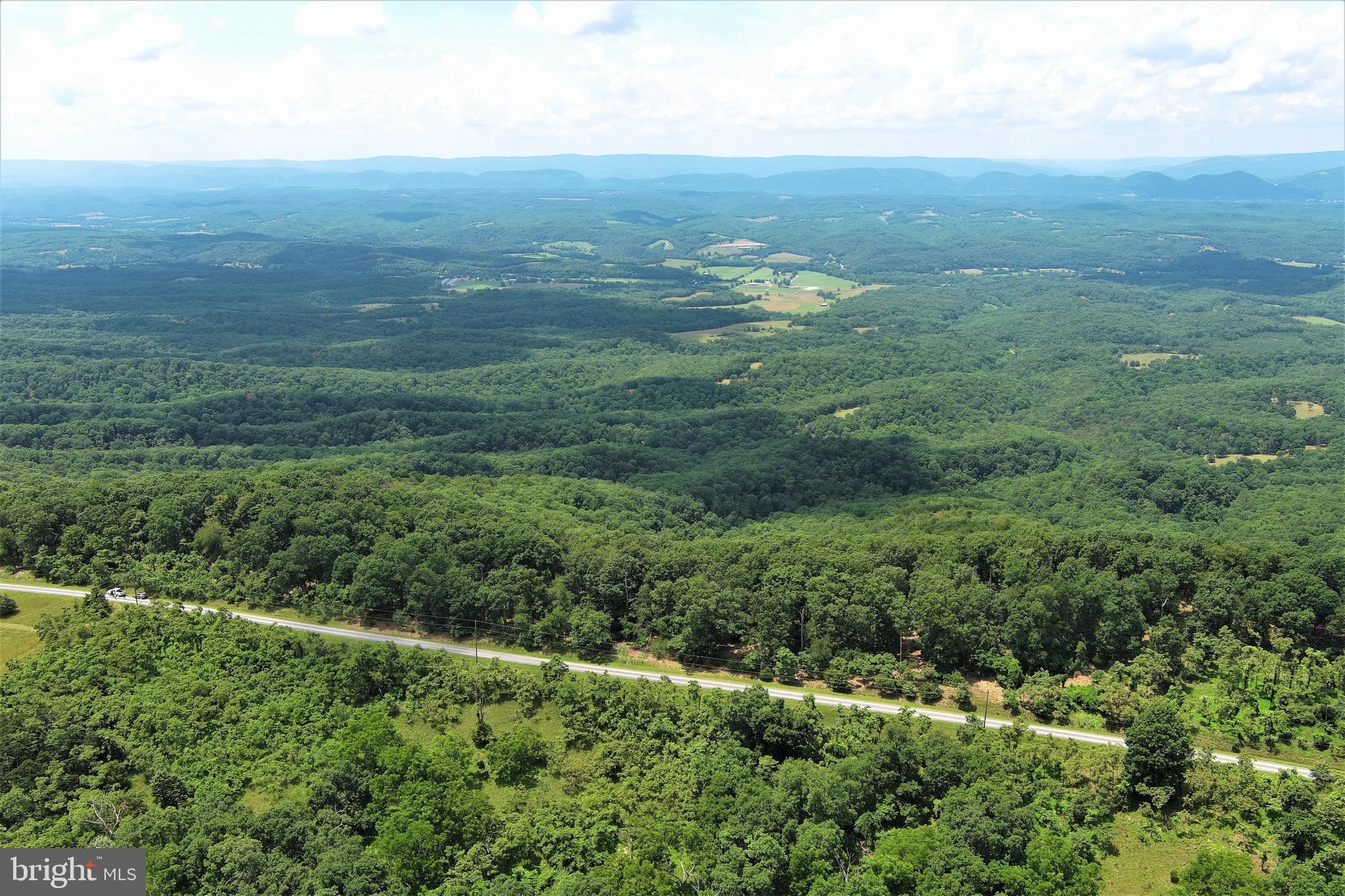 BLUFFS ON THE POTOMAC - Land