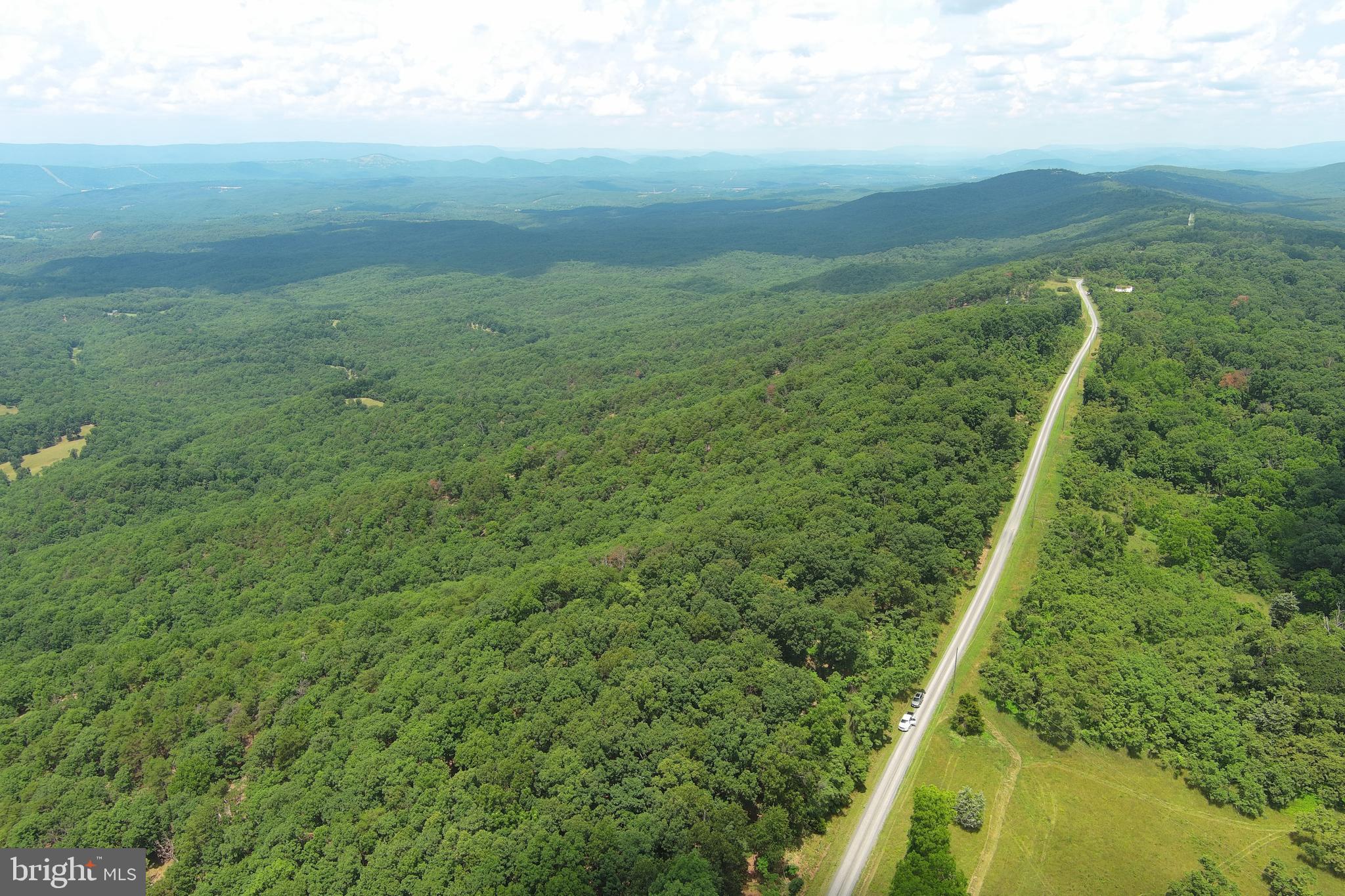 BLUFFS ON THE POTOMAC - Land