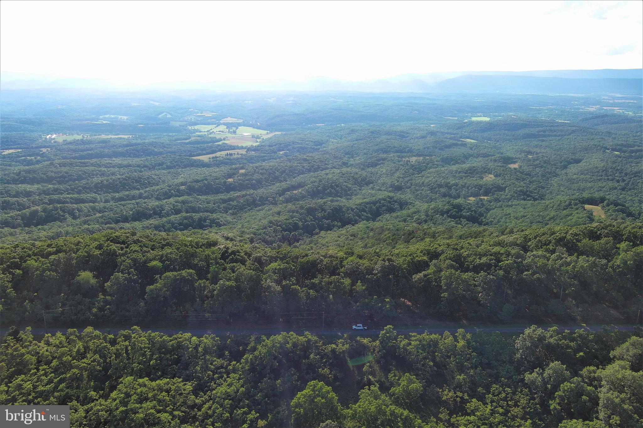 BLUFFS ON THE POTOMAC - Land