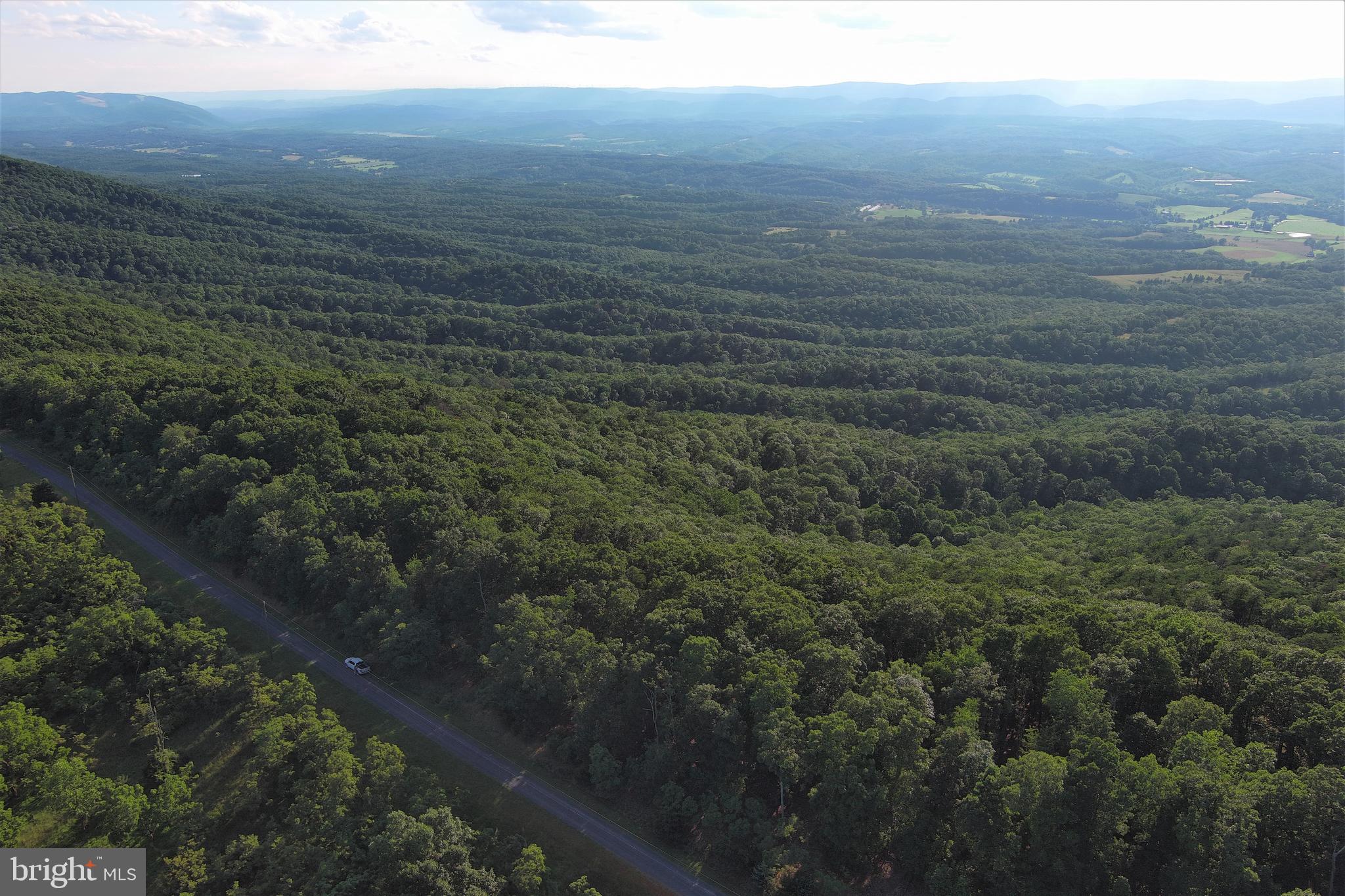 BLUFFS ON THE POTOMAC - Land