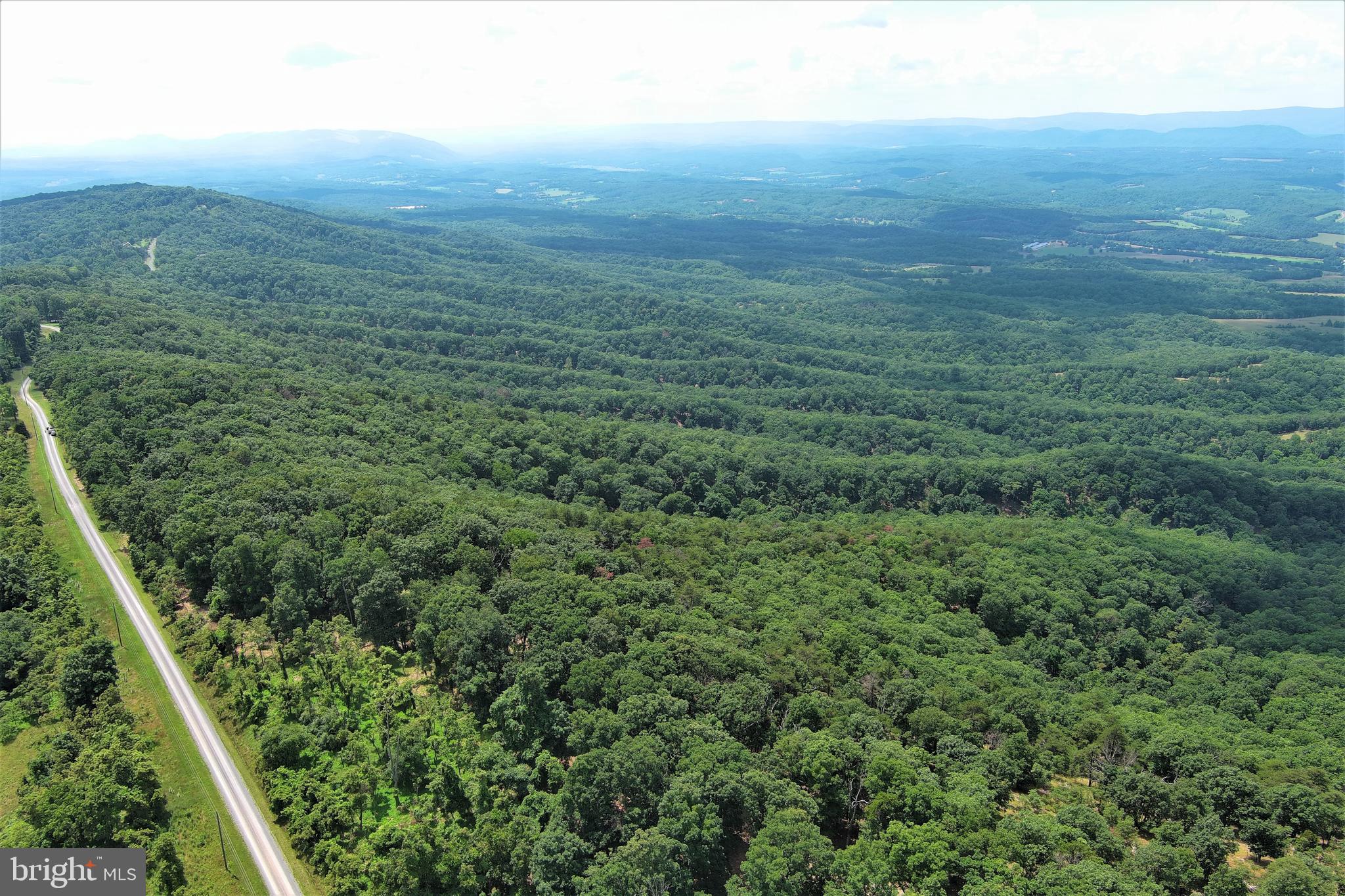 BLUFFS ON THE POTOMAC - Land