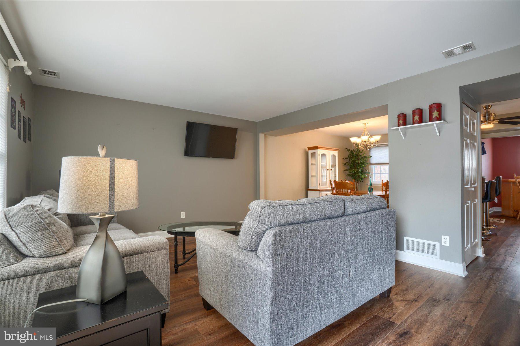 NESHAMINY VALLEY - Residential