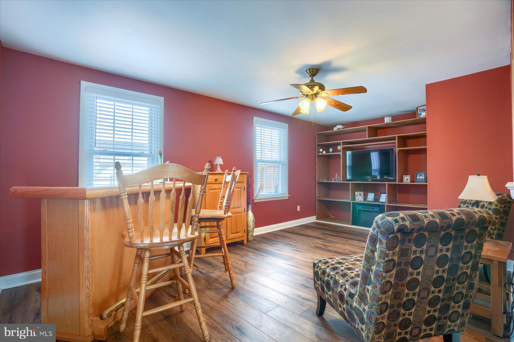 NESHAMINY VALLEY - Residential