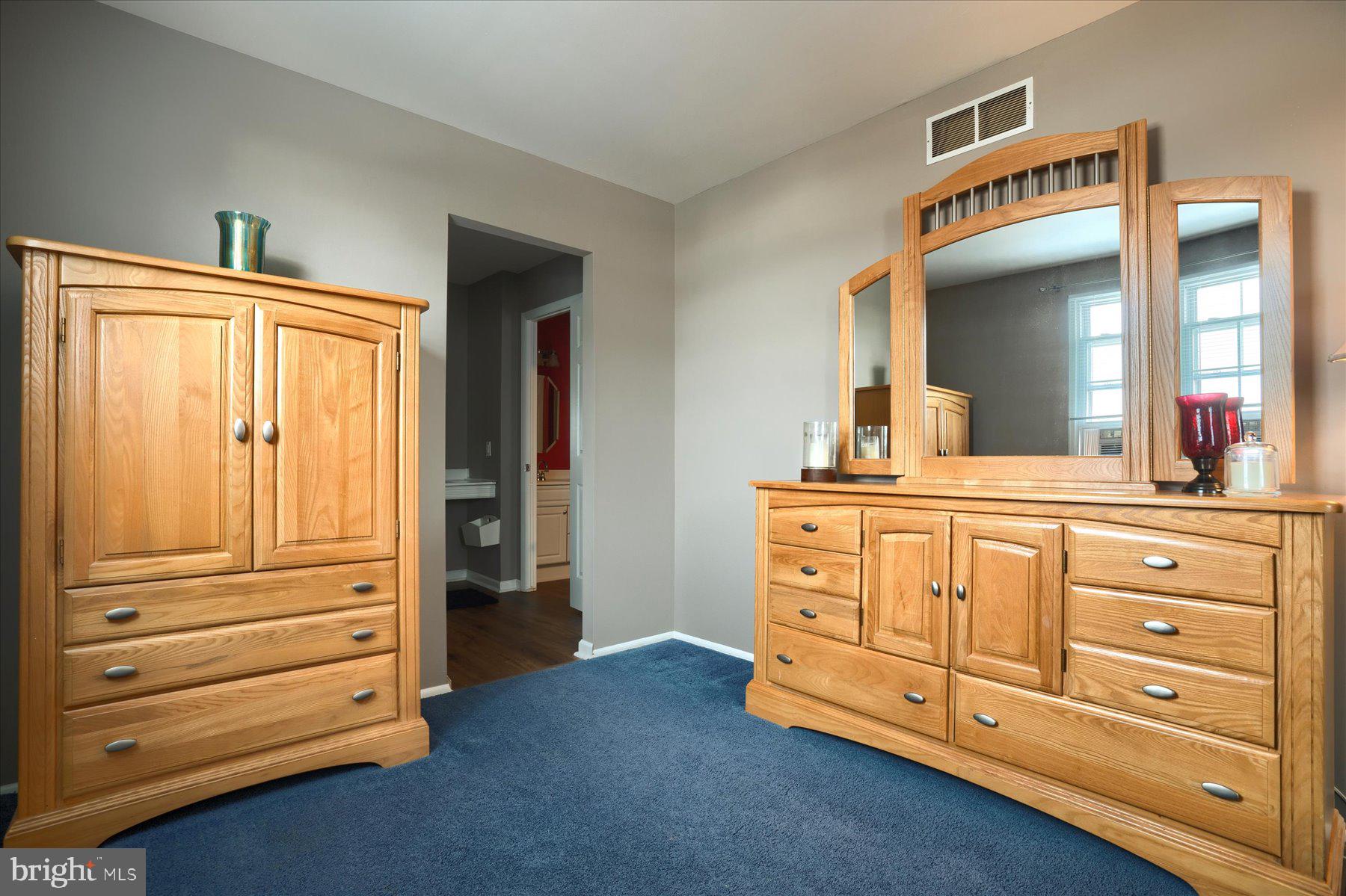 NESHAMINY VALLEY - Residential