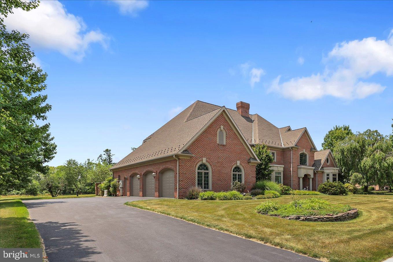 121 MADARA DRIVE