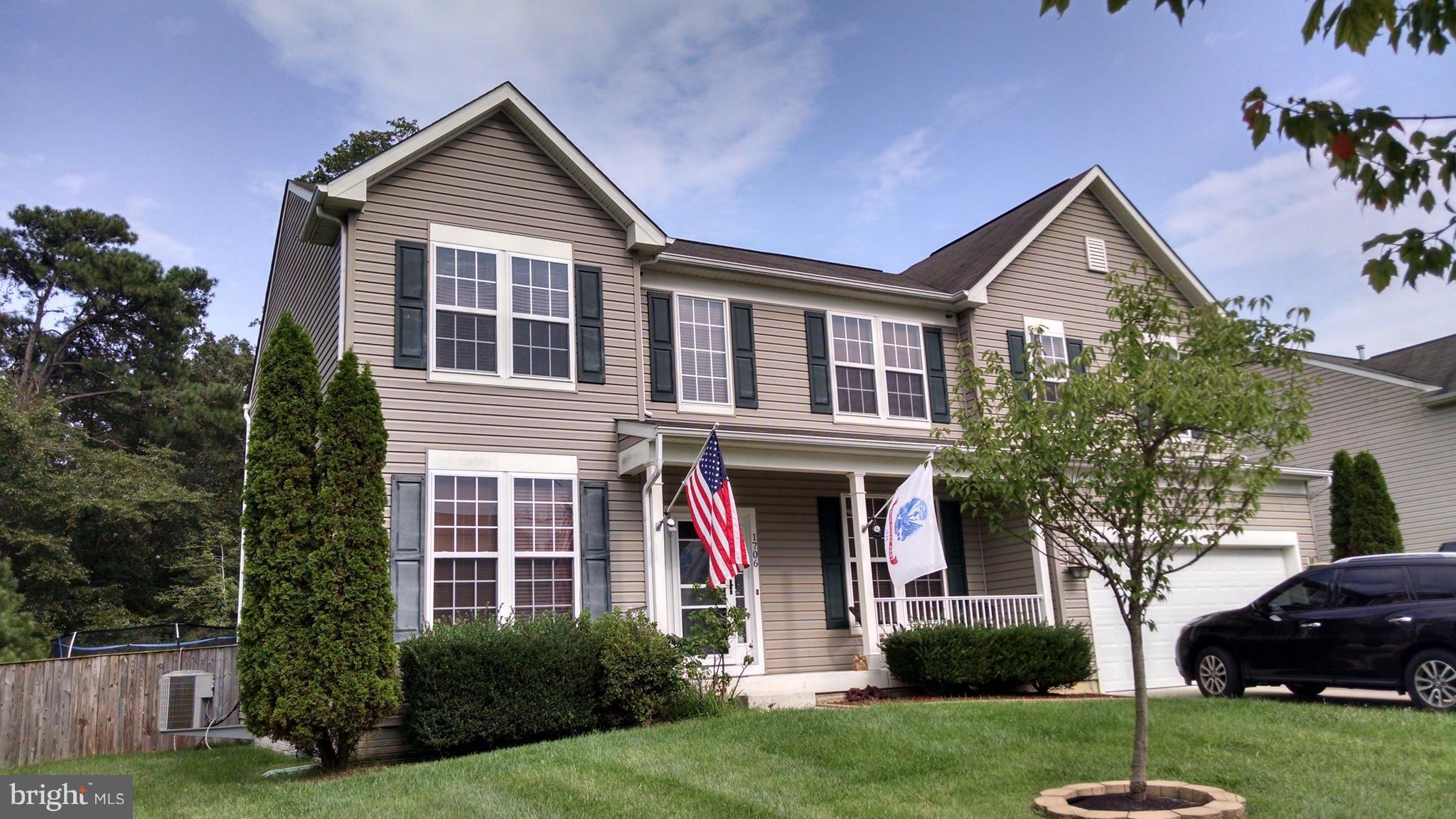 CATTAIL COMMONS - Residential