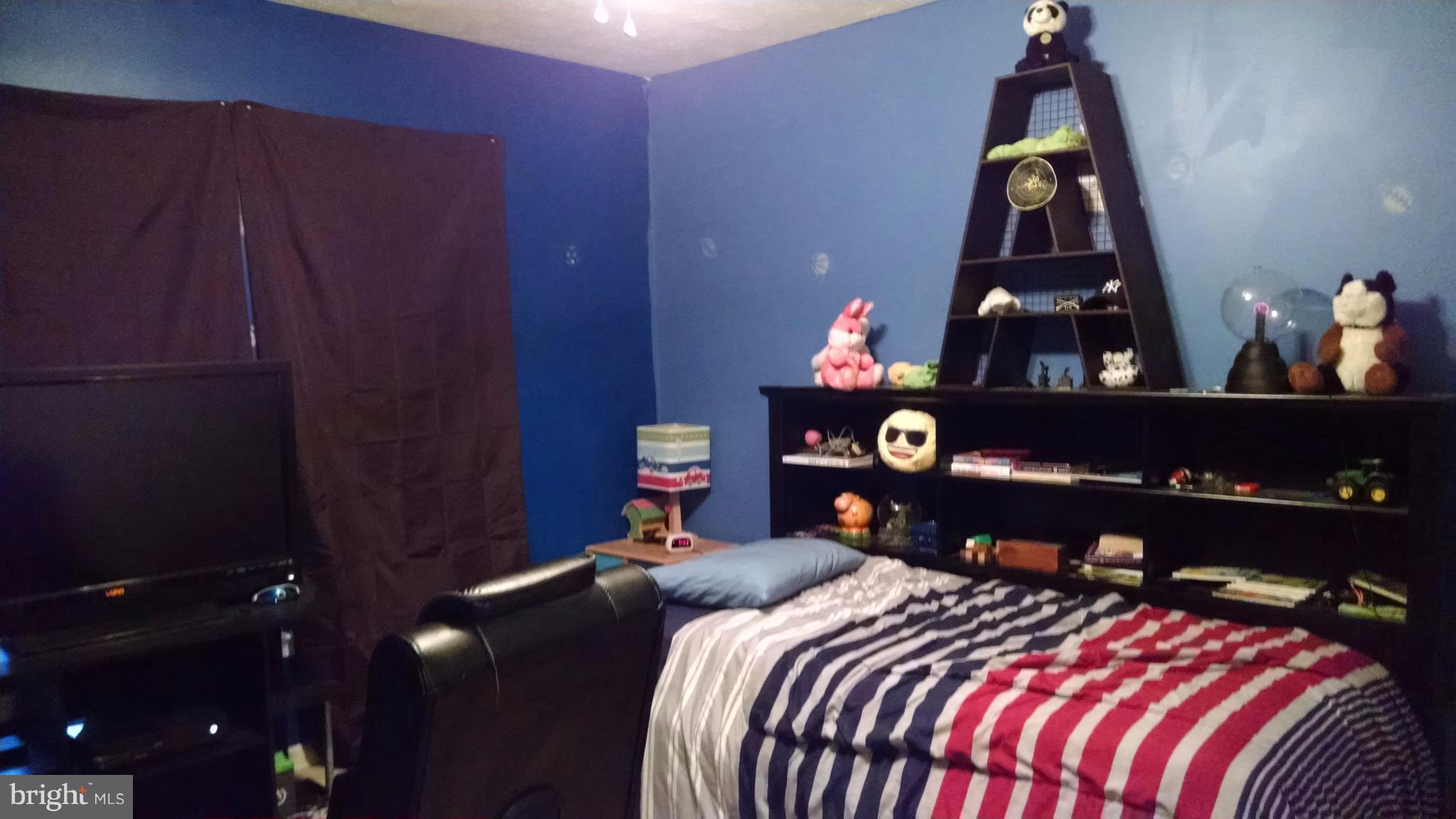 CATTAIL COMMONS - Residential