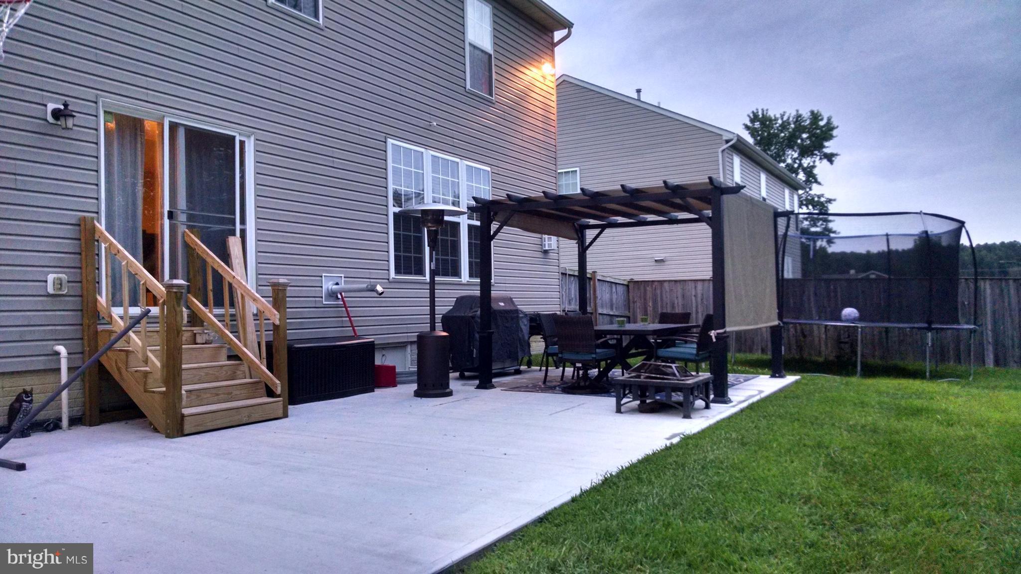 CATTAIL COMMONS - Residential