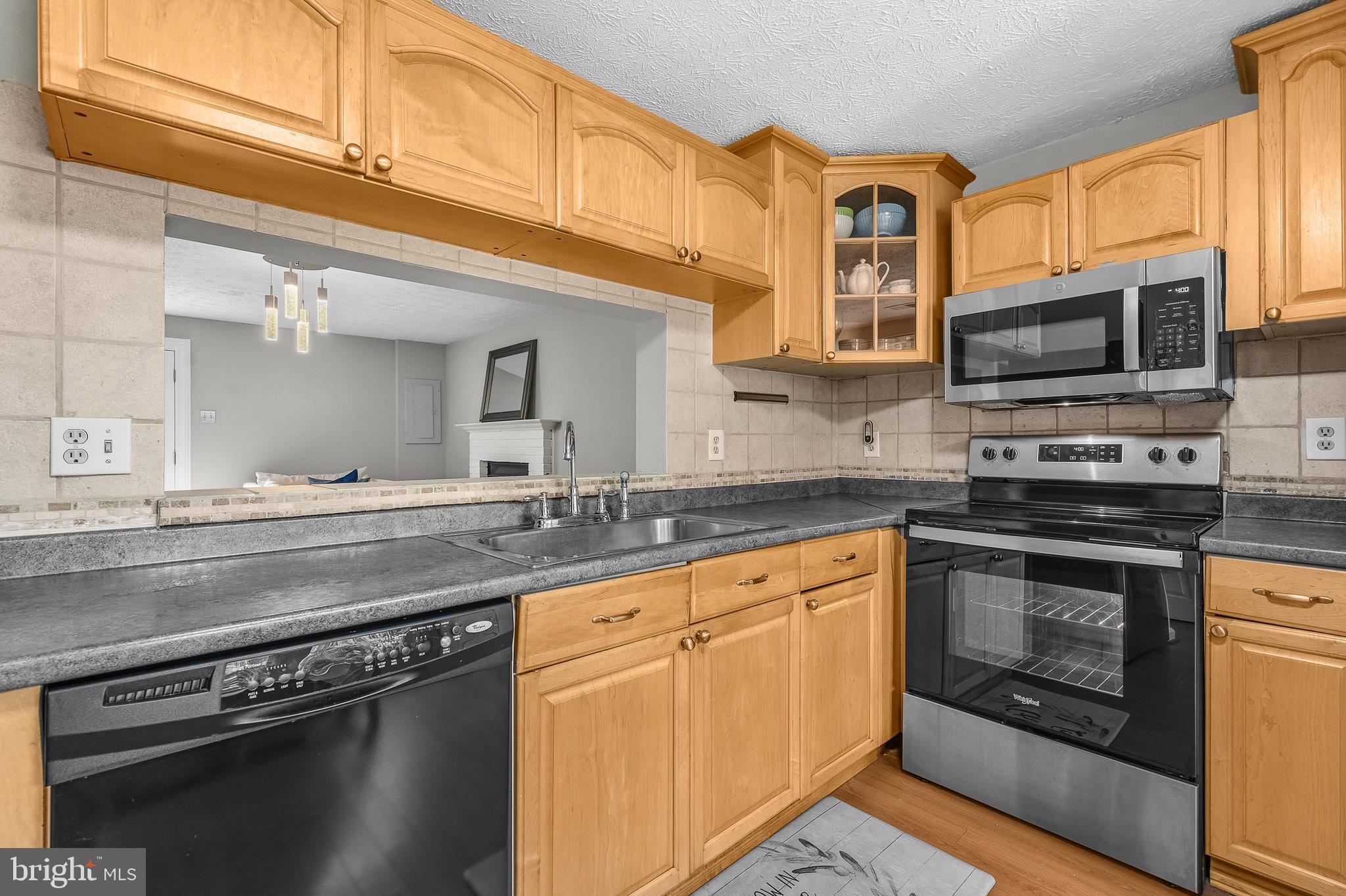 8348 ROCKY FORGE COURT