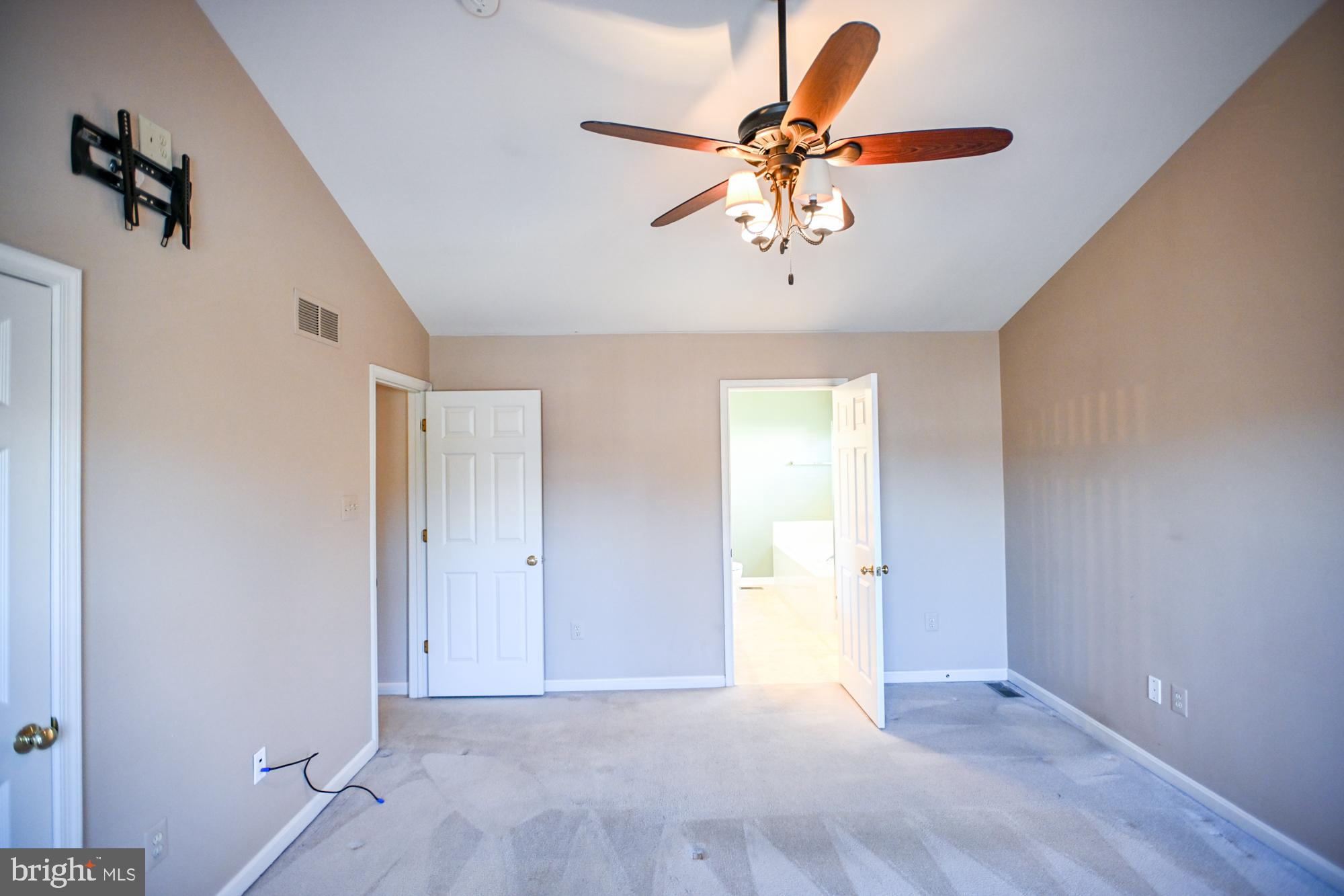 GUNPOWDER RIDGE - Residential