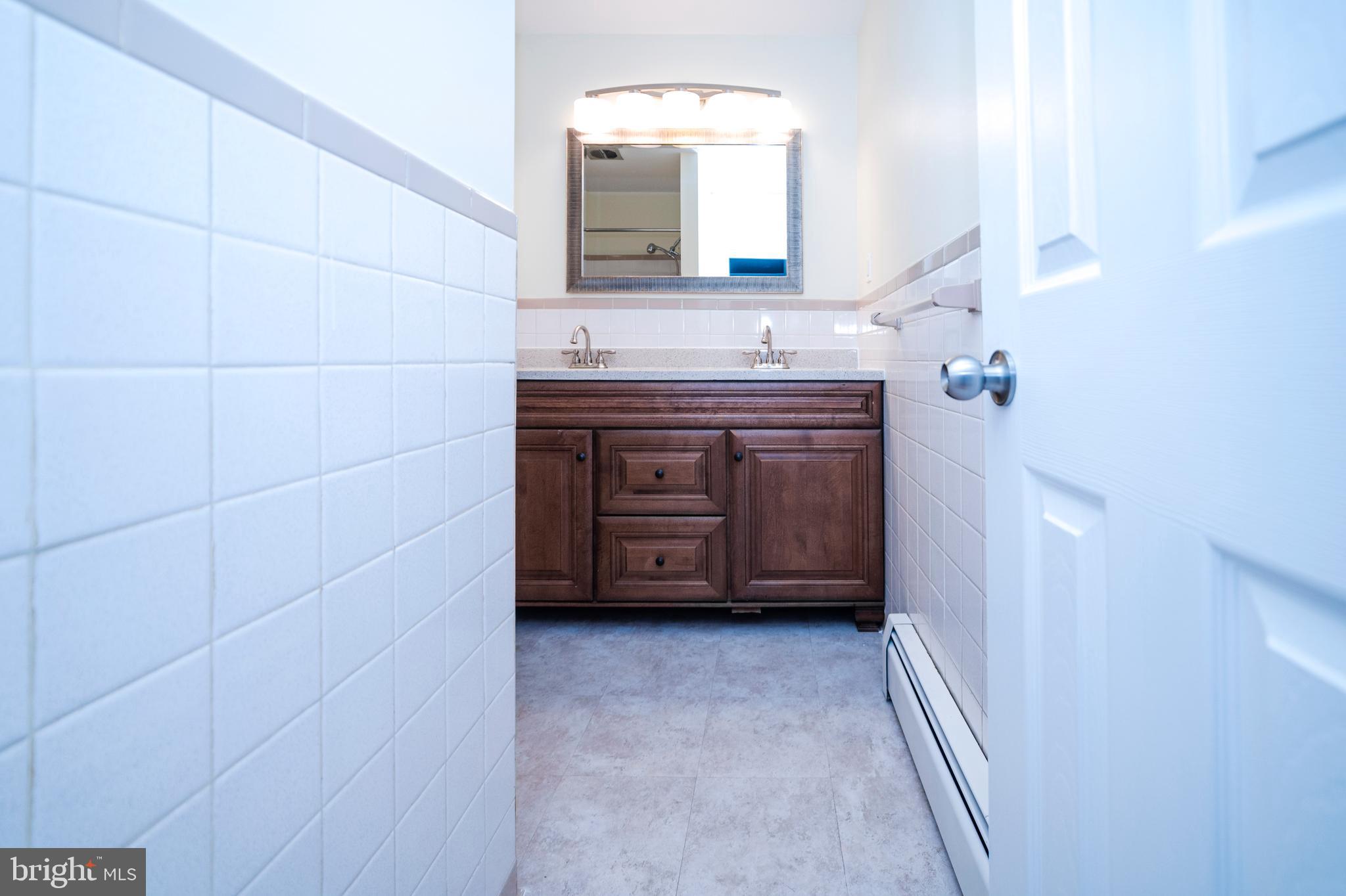 E L DAVIS - Residential