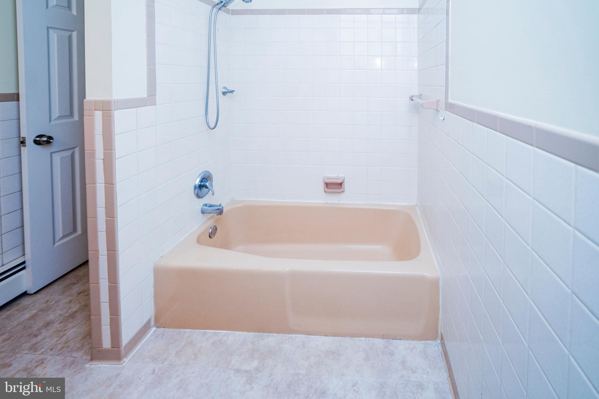 E L DAVIS - Residential