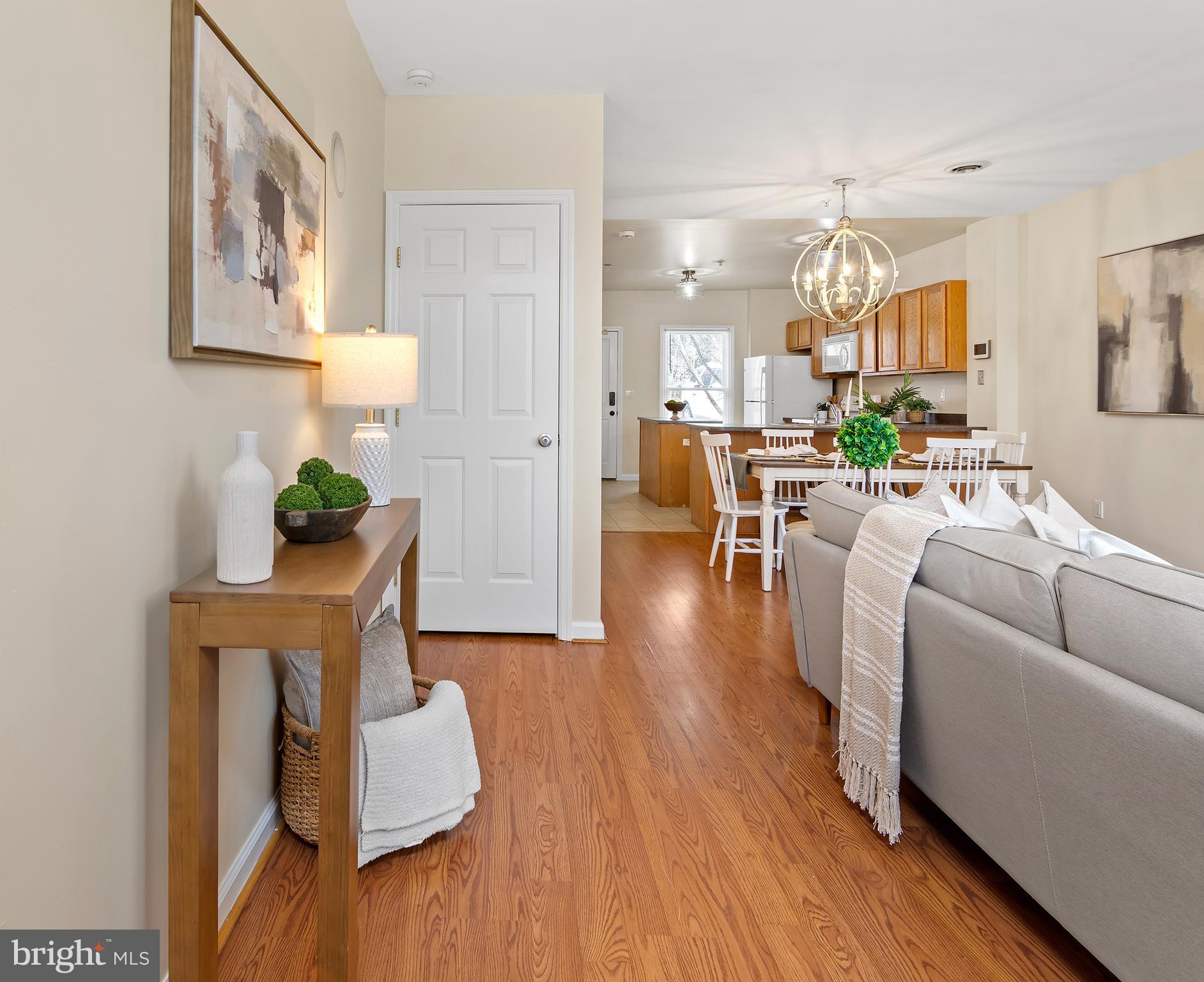 512 SAINT MARY STREET