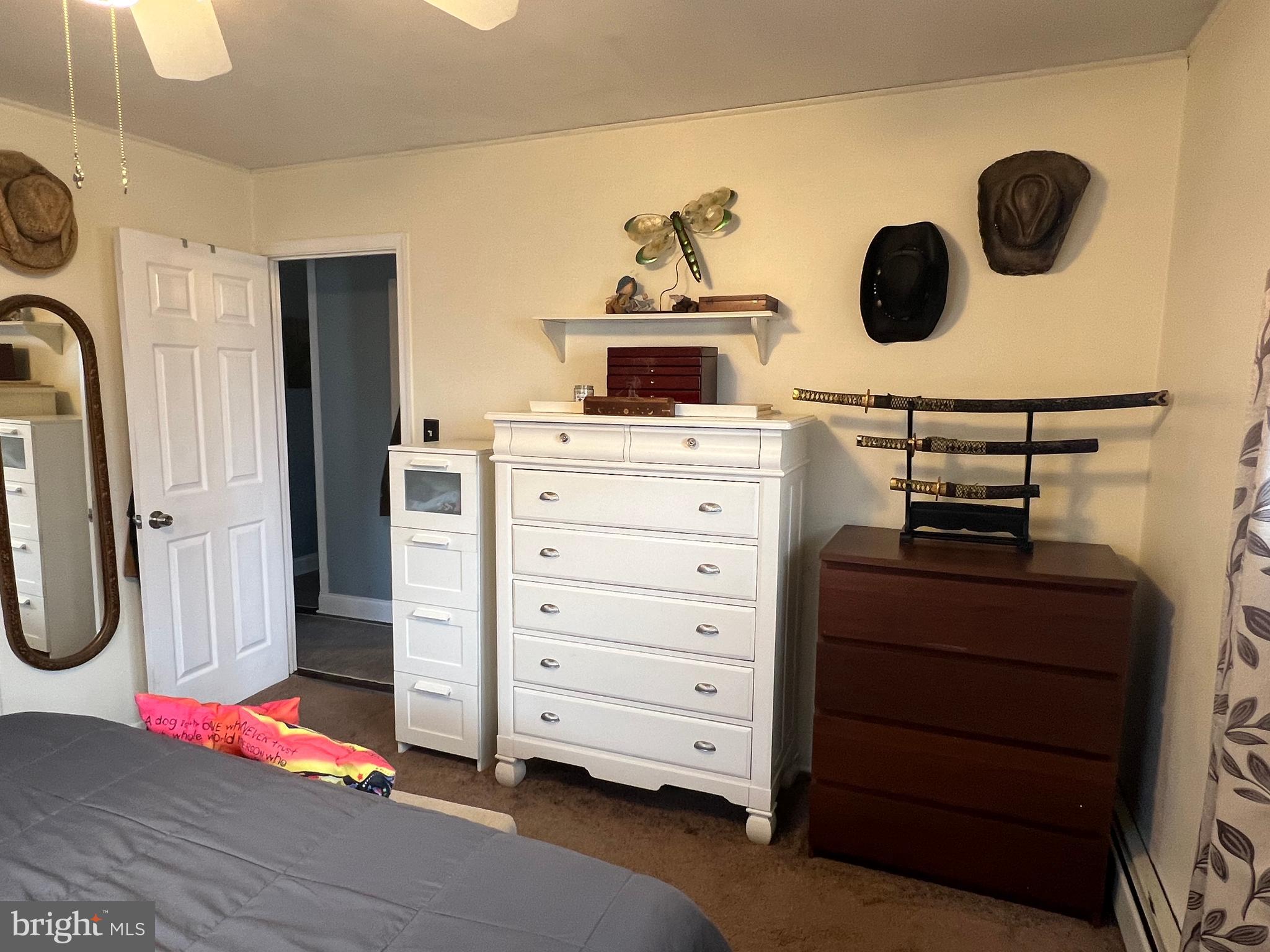 OAKTREE HOLLOW - Residential