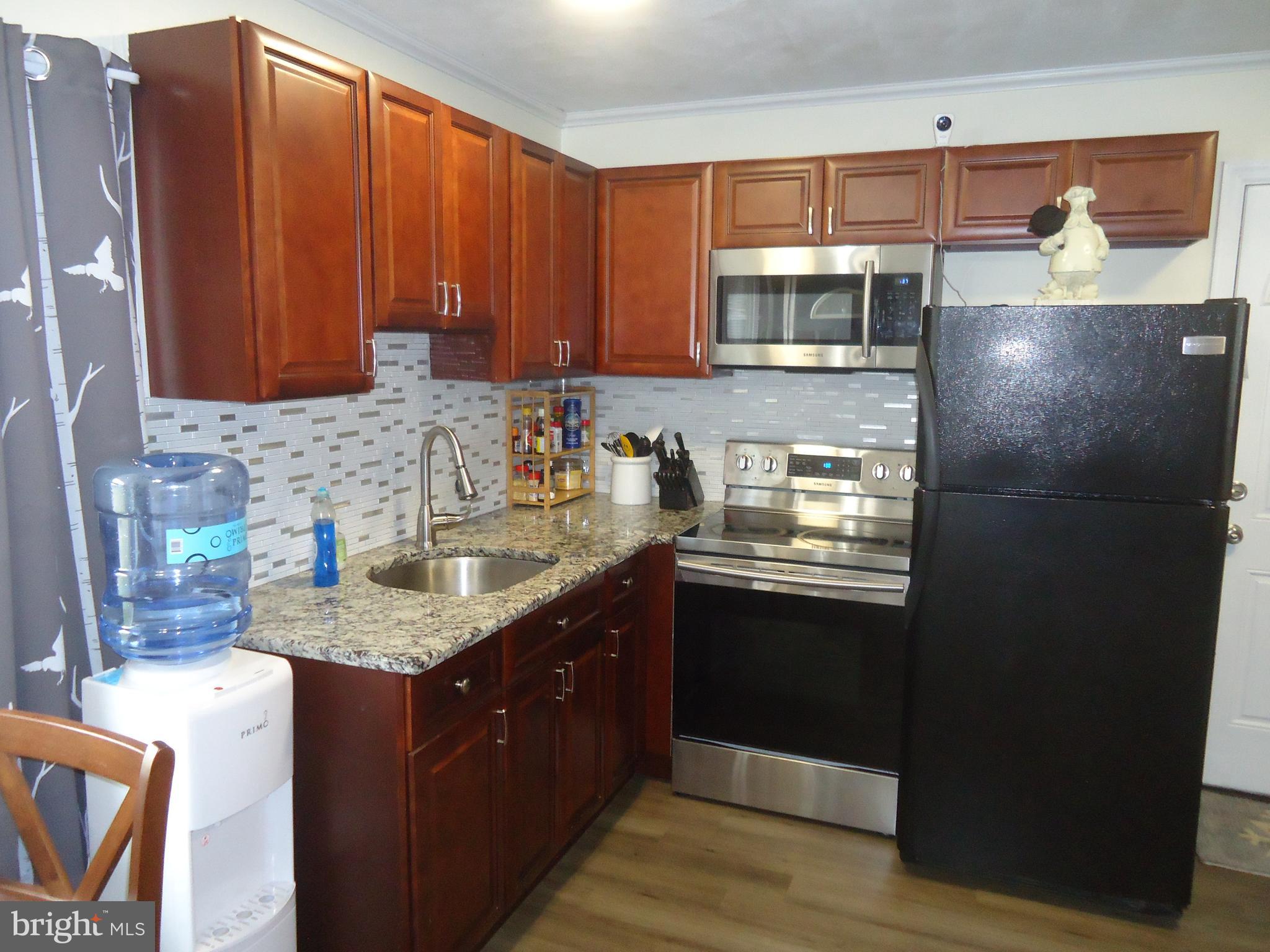 OAKTREE HOLLOW - Residential