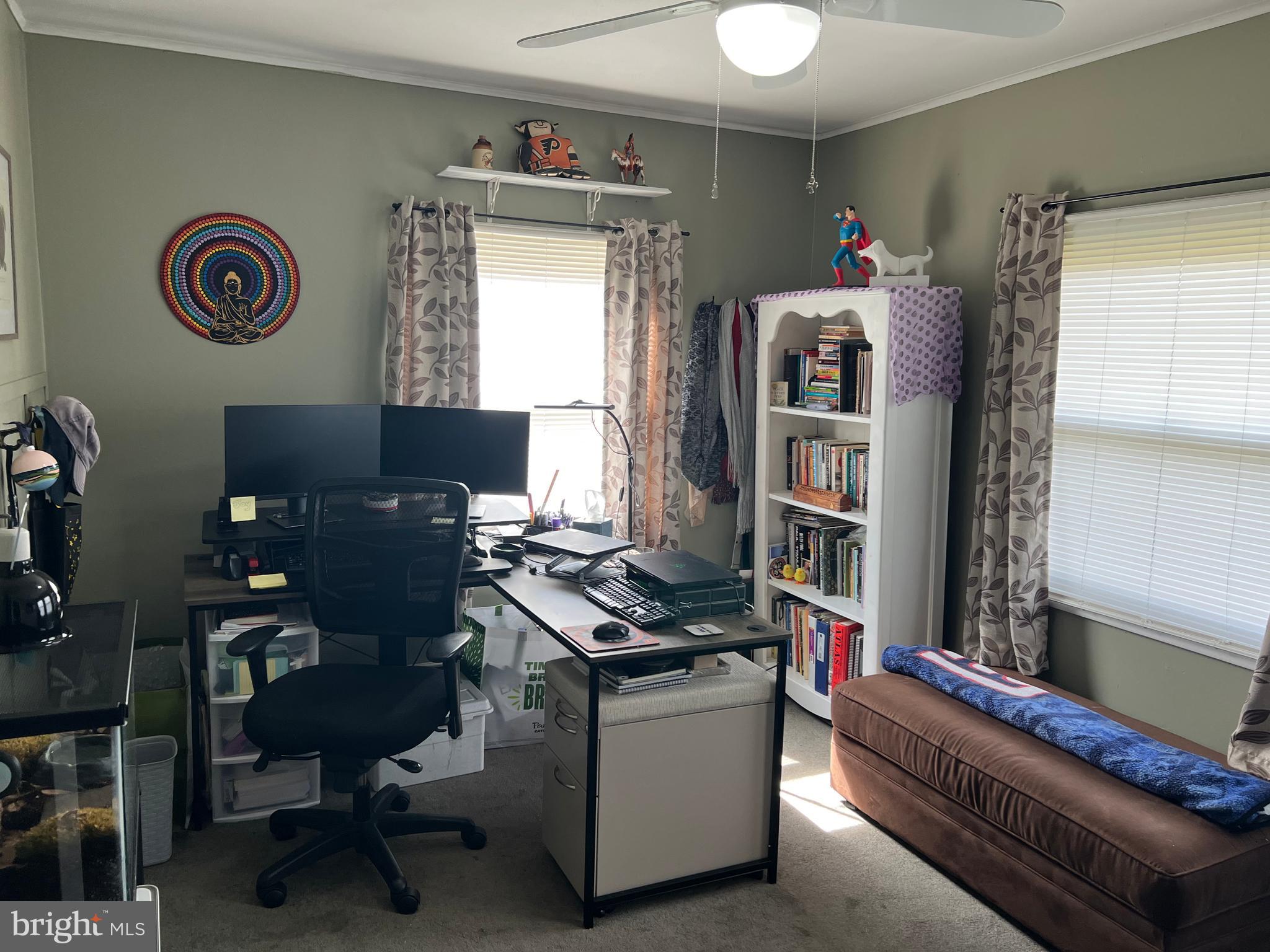 OAKTREE HOLLOW - Residential