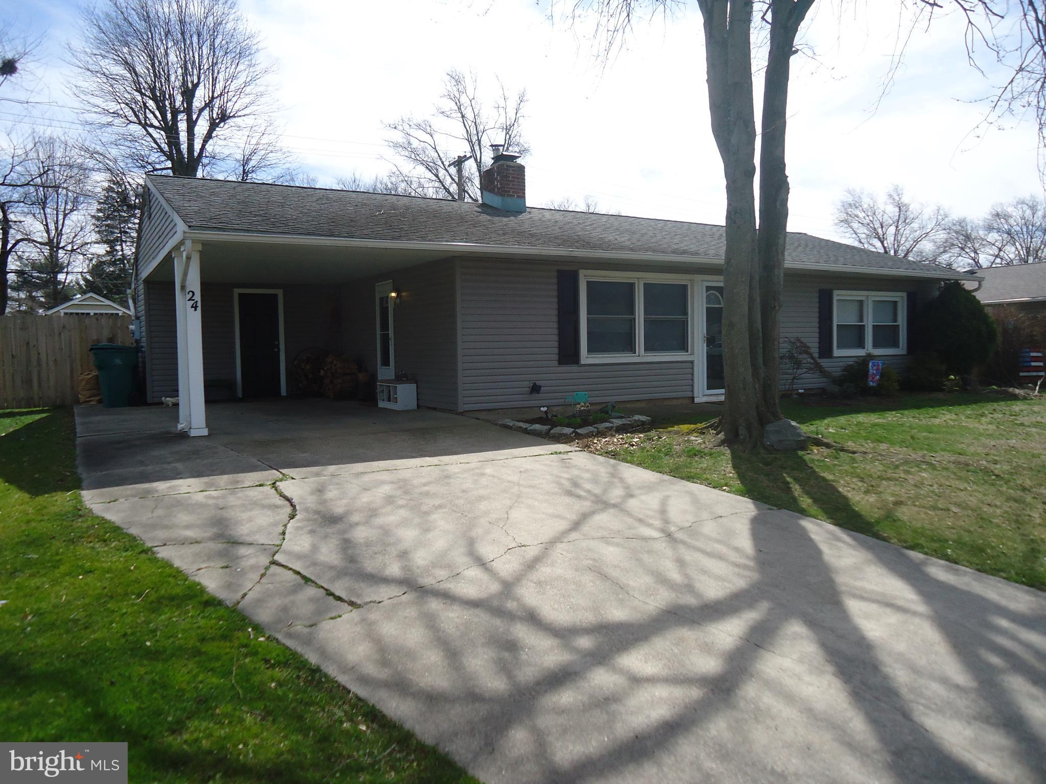 OAKTREE HOLLOW - Residential