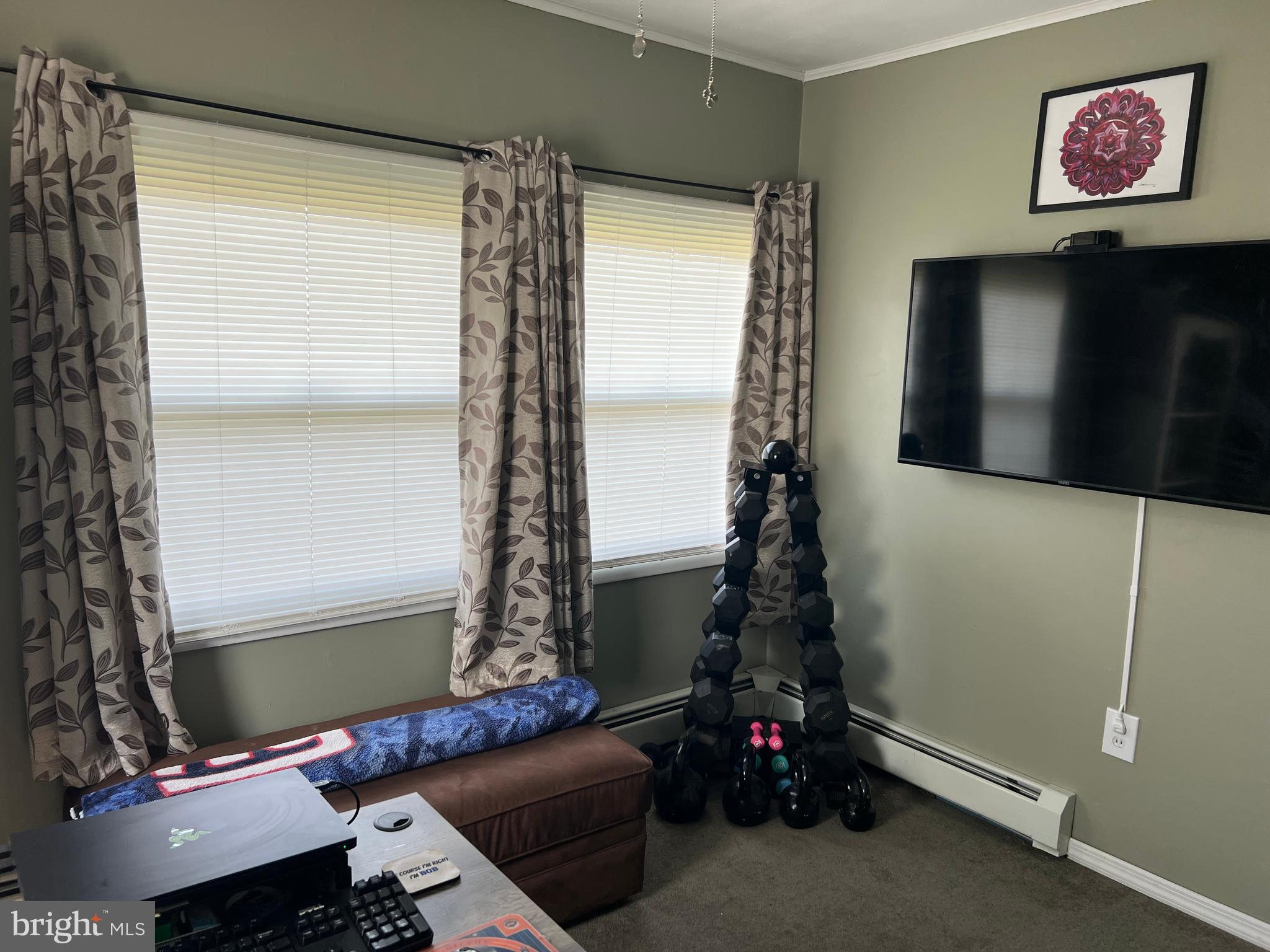 OAKTREE HOLLOW - Residential