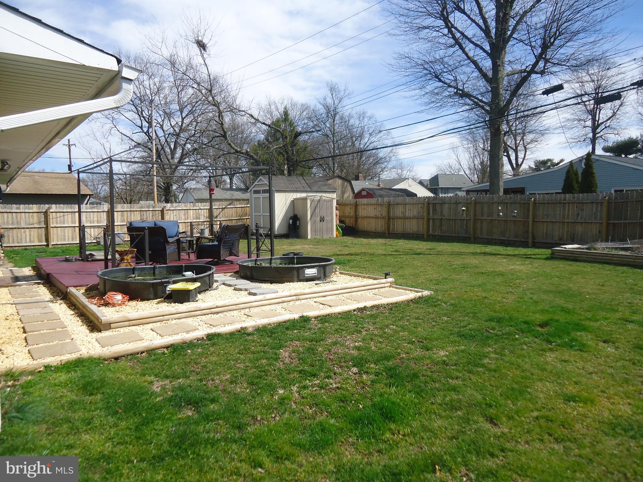 OAKTREE HOLLOW - Residential