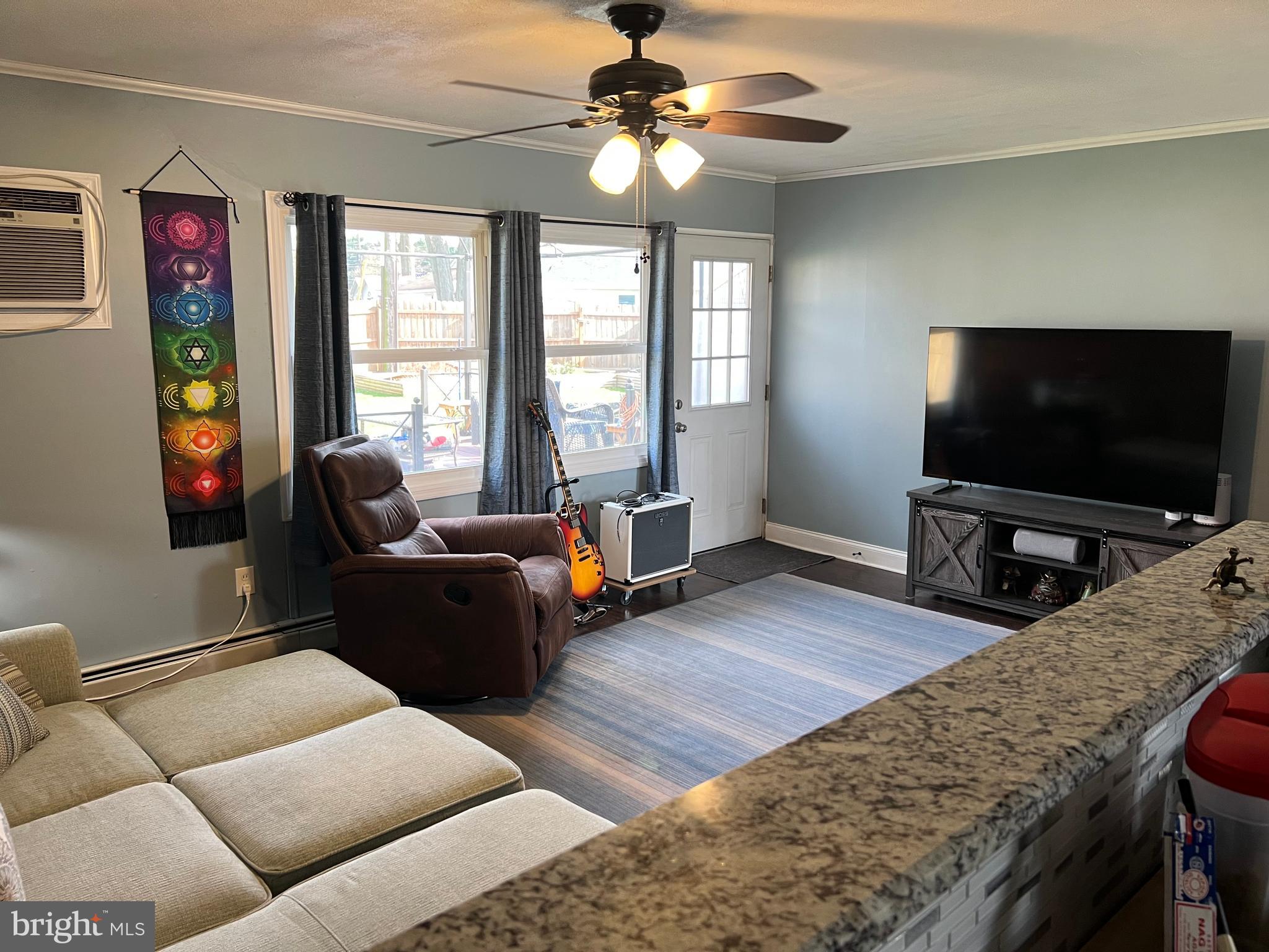 OAKTREE HOLLOW - Residential