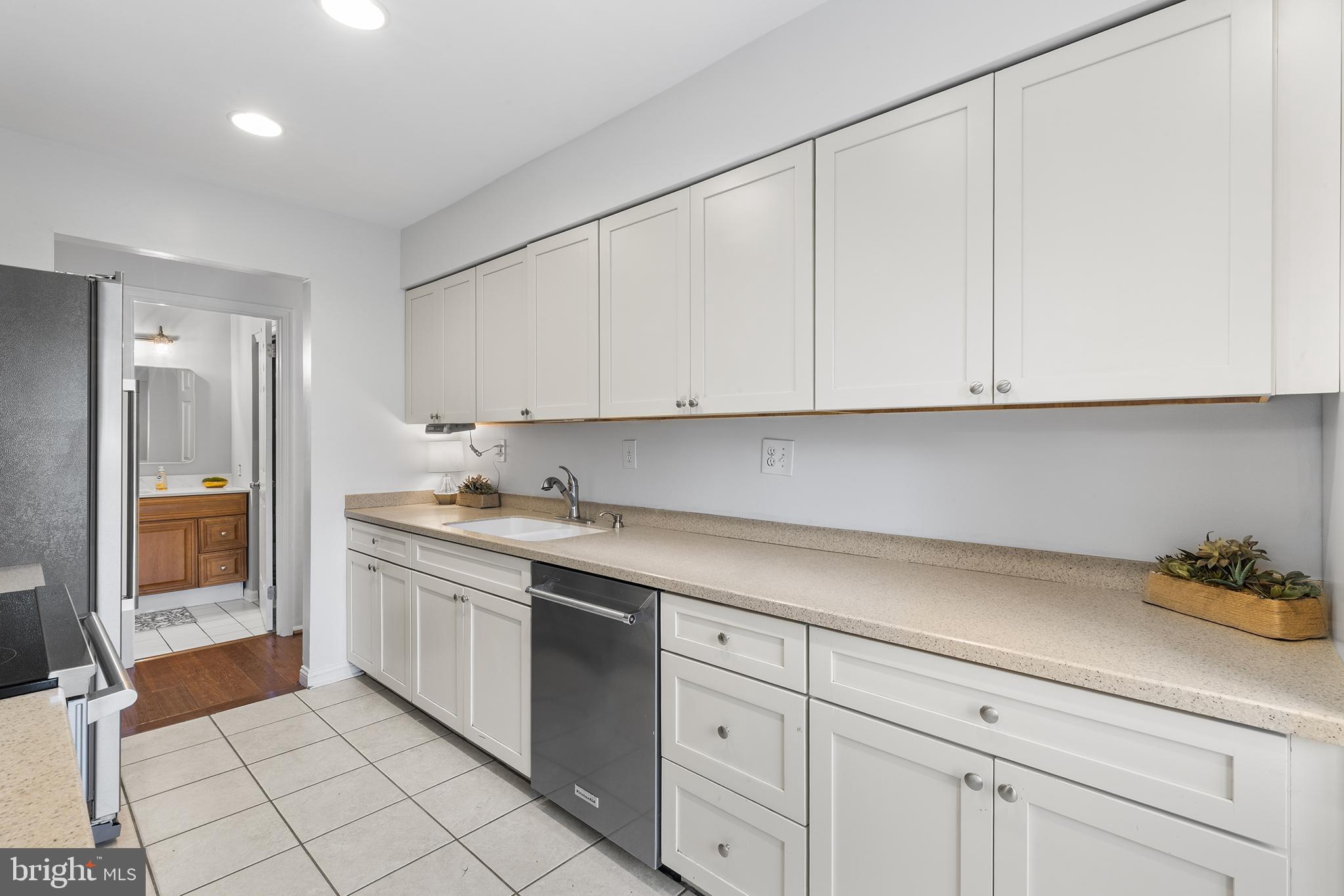 SPRINGDELL VILLAGE - Residential Lease