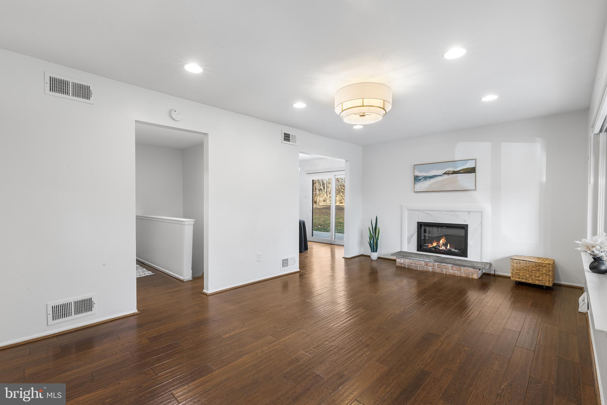 SPRINGDELL VILLAGE - Residential Lease