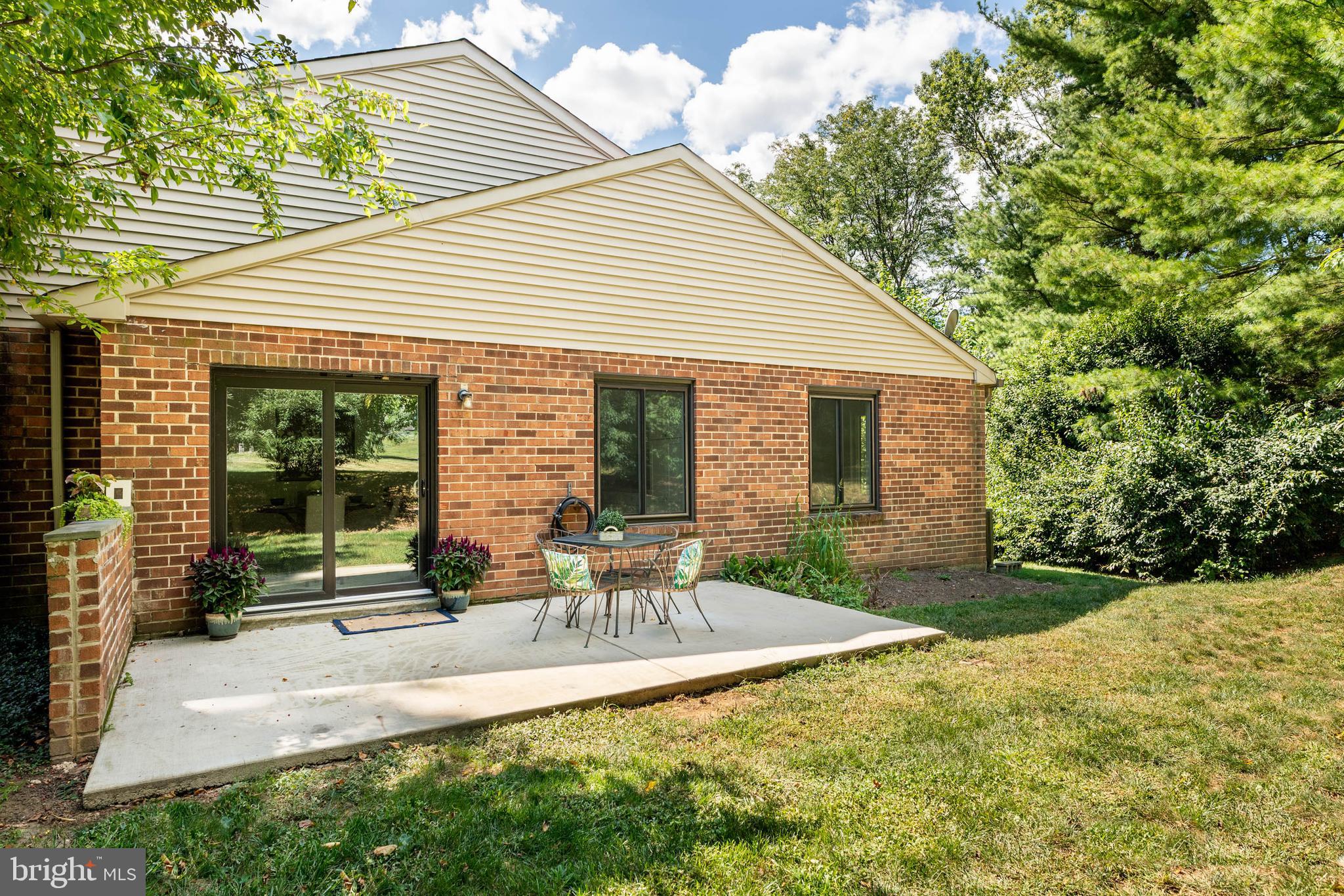 SPRINGDELL VILLAGE - Residential Lease