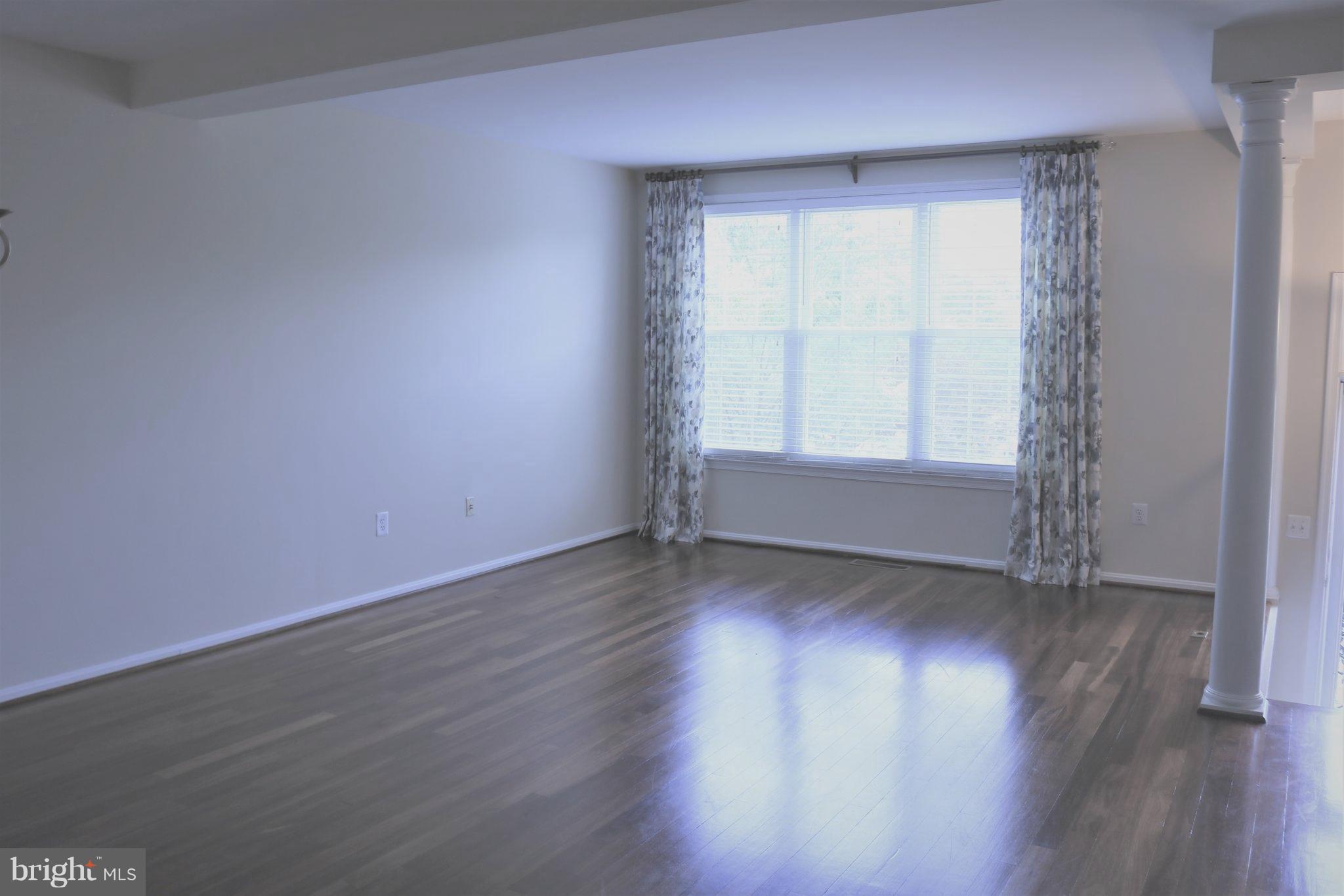 KINGSTOWNE - Residential Lease