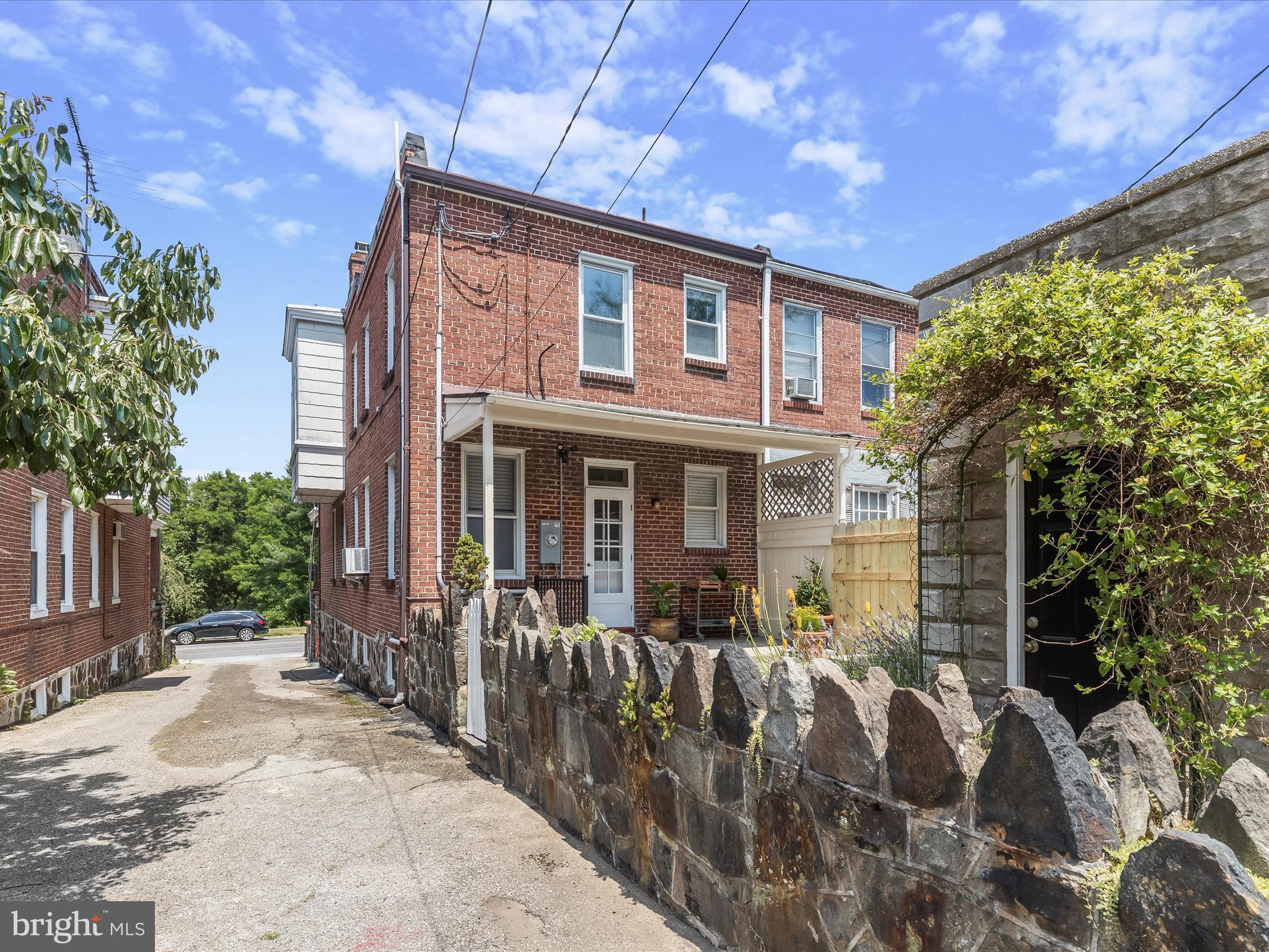 MAYFIELD - Residential