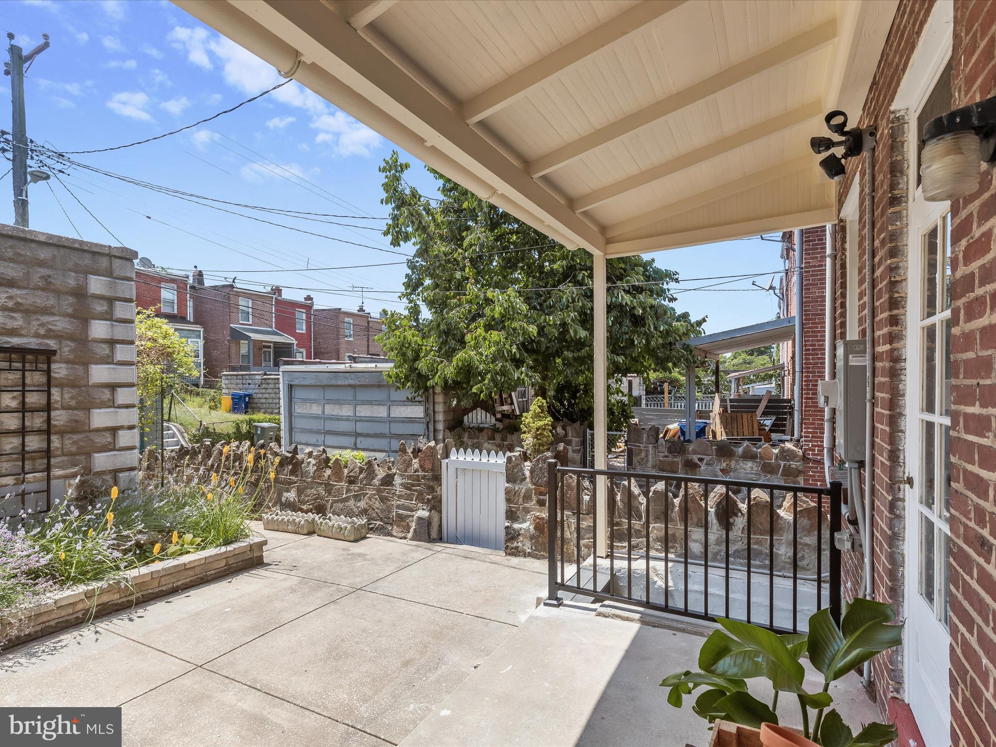 MAYFIELD - Residential