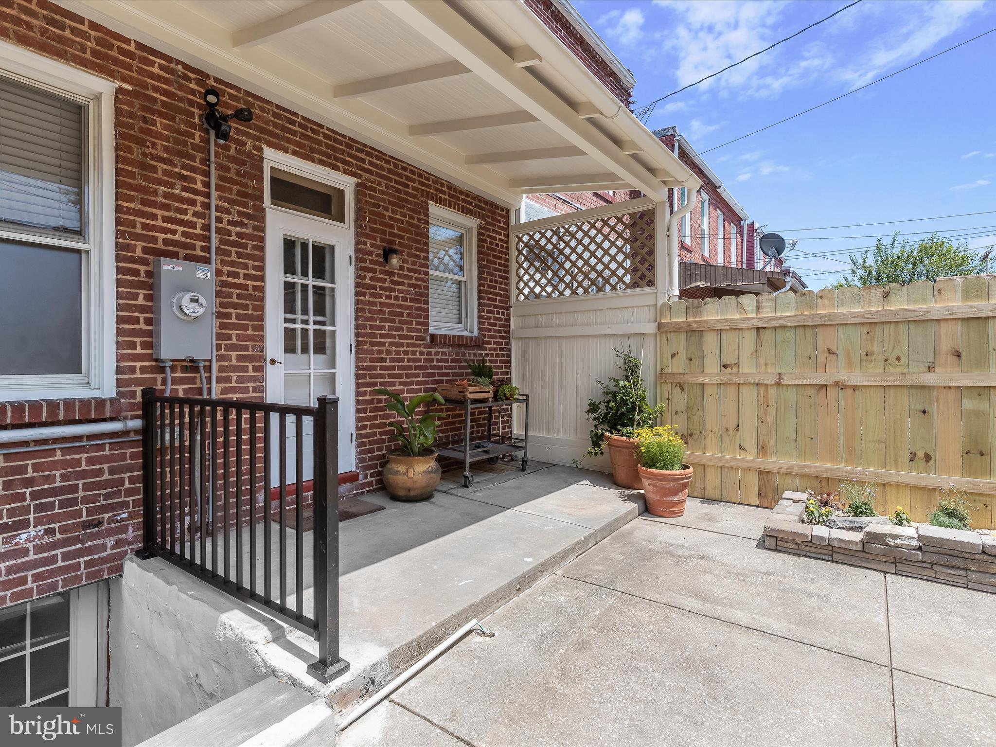 MAYFIELD - Residential