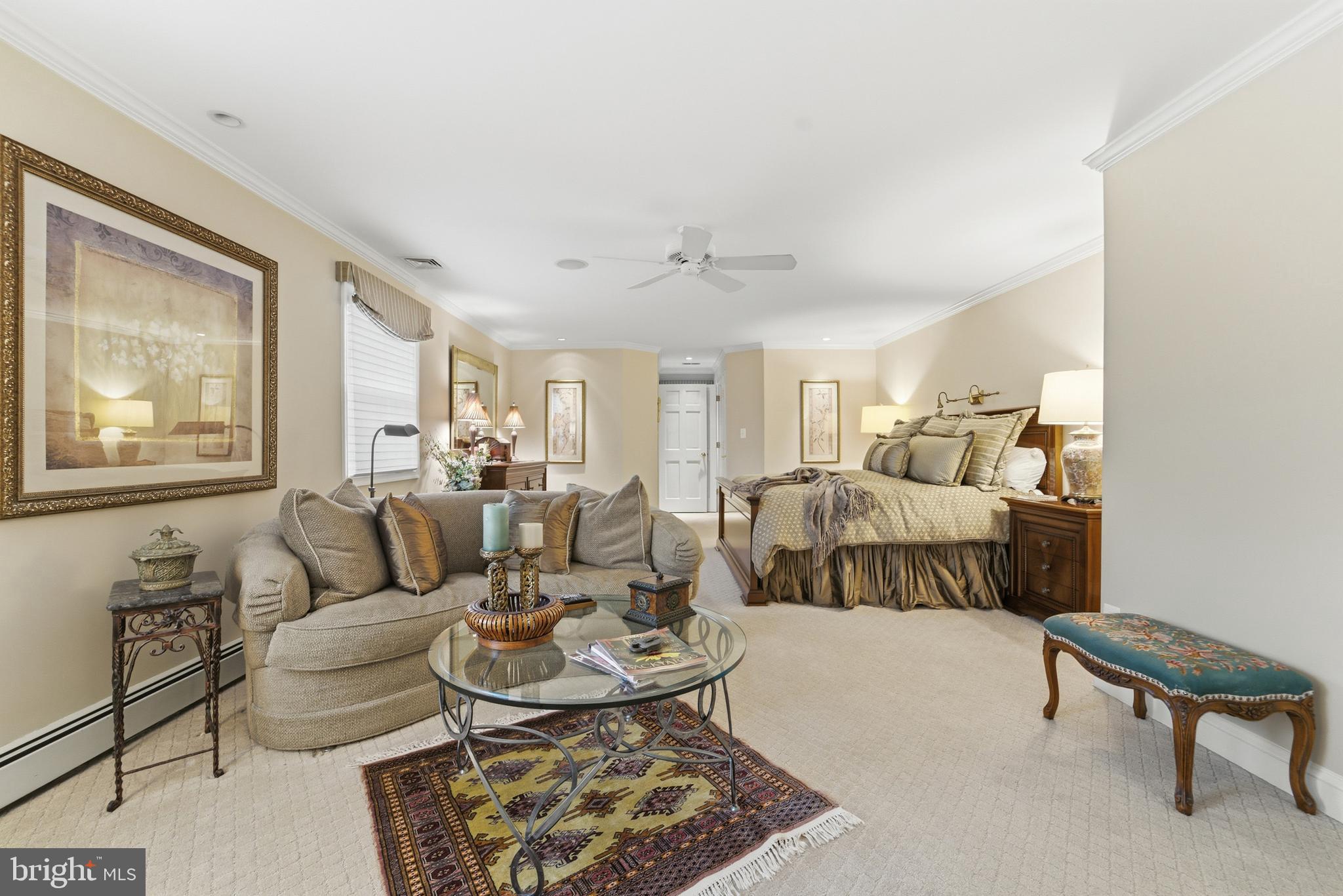 RIVERSIDE MANOR - Residential