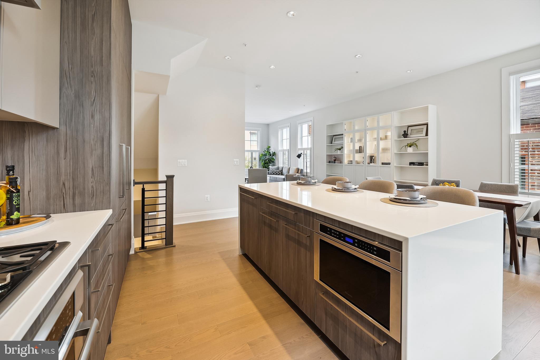 ROBINSON LANDING - Residential