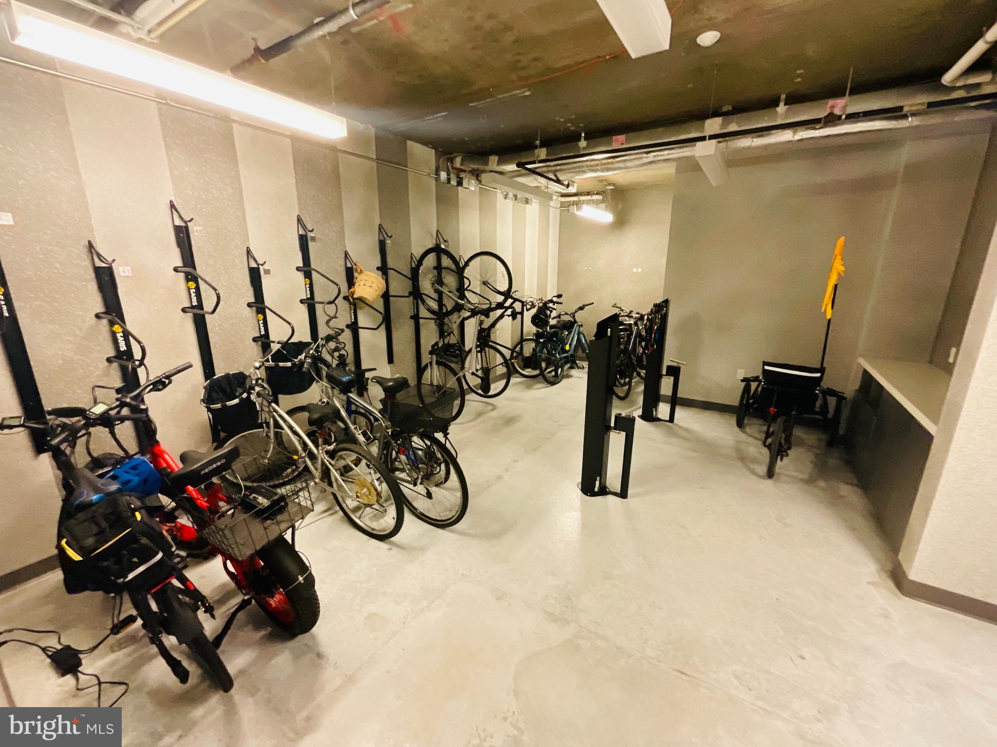 ROBINSON LANDING - Residential